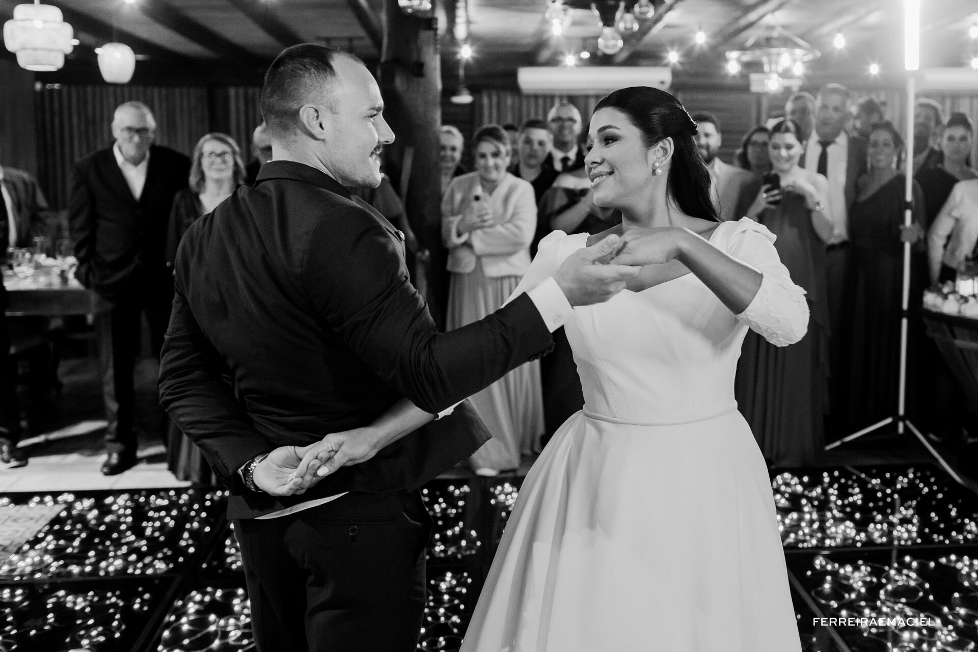 Foto Elopement Wedding - Sabrina e Matheus - Fotografia Profissional de Casamento - Sítio Girabas - Morro do Soares - Ermo - Araranguá - Sombrio - Turvo - Criciúma - SC Foto Elopement Wedding - Sabrina e Matheus - Fotografia Profissional de Casamento - Sítio Girabas - Morro do Soares - Ermo - Araranguá - Sombrio - Turvo - Criciúma - SC - Imagem 105