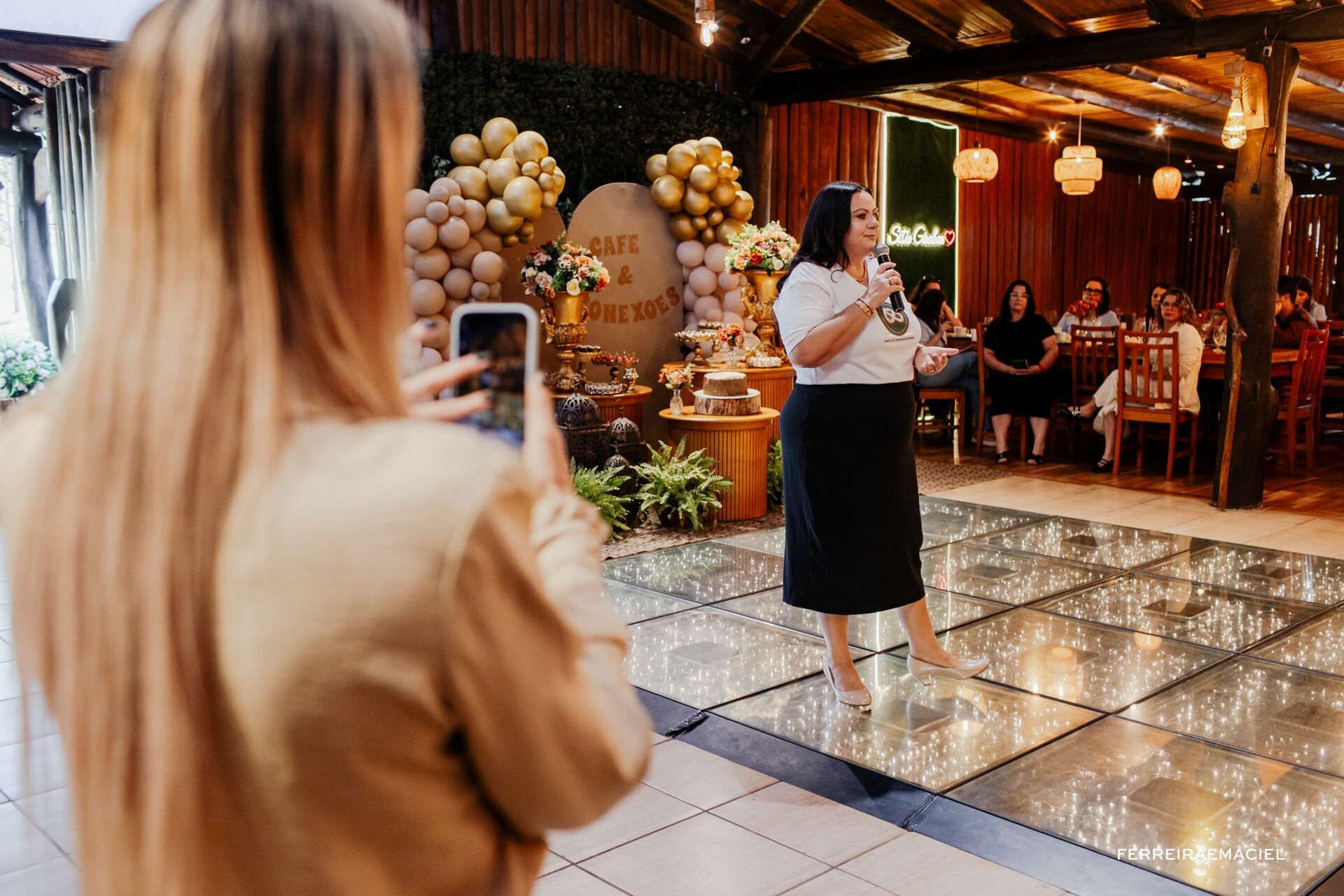 Foto Cobertura Fotográfica de Evento Corporativo - Café e Conexões - Fornecedores de Casamento - Sítio Girabas - Araranguá - SC Foto Cobertura Fotográfica de Evento Corporativo - Café e Conexões - Fornecedores de Casamento - Sítio Girabas - Araranguá - SC - Imagem 24