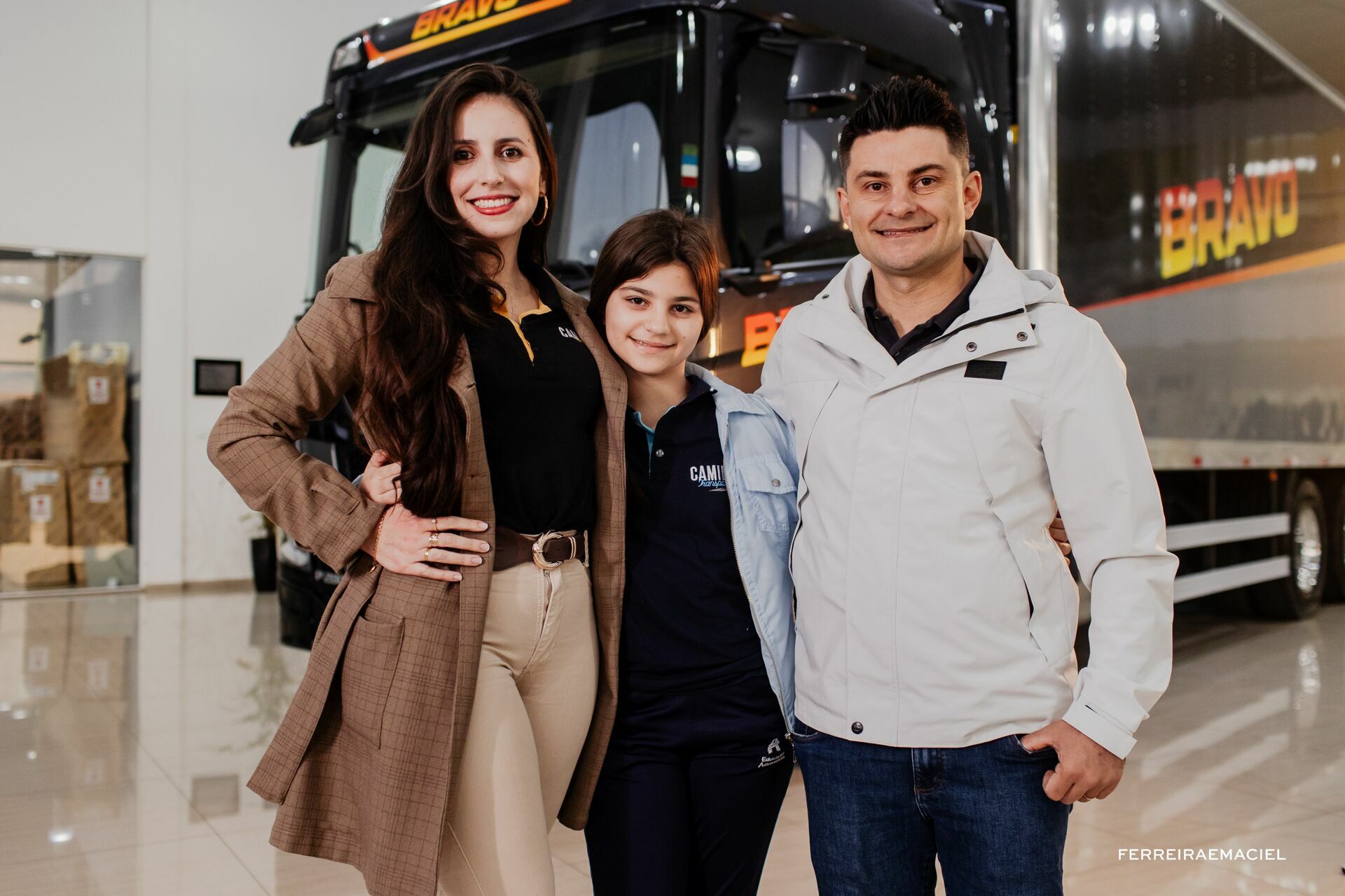 Foto Entrega de Caminhão Bravo - Scania Cavese - Cordilheira Alta - Fotografia Publicitária e Corporativa Profissional Foto Entrega de Caminhão Bravo - Scania Cavese - Cordilheira Alta - Fotografia Publicitária e Corporativa Profissional - Imagem 7