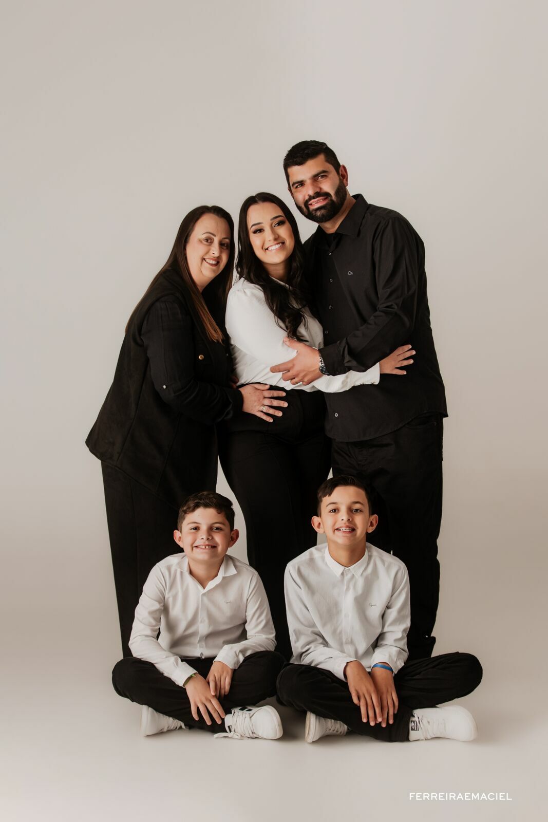 Foto Ensaio fotográfico de Formatura - Maisa D'avila - Enfermagem - Fotografia Profissional de Formatura em Estúdio - Araranguá - SC Foto Ensaio fotográfico de Formatura - Maisa D'avila - Enfermagem - Fotografia Profissional de Formatura em Estúdio - Araranguá - SC - Imagem 8