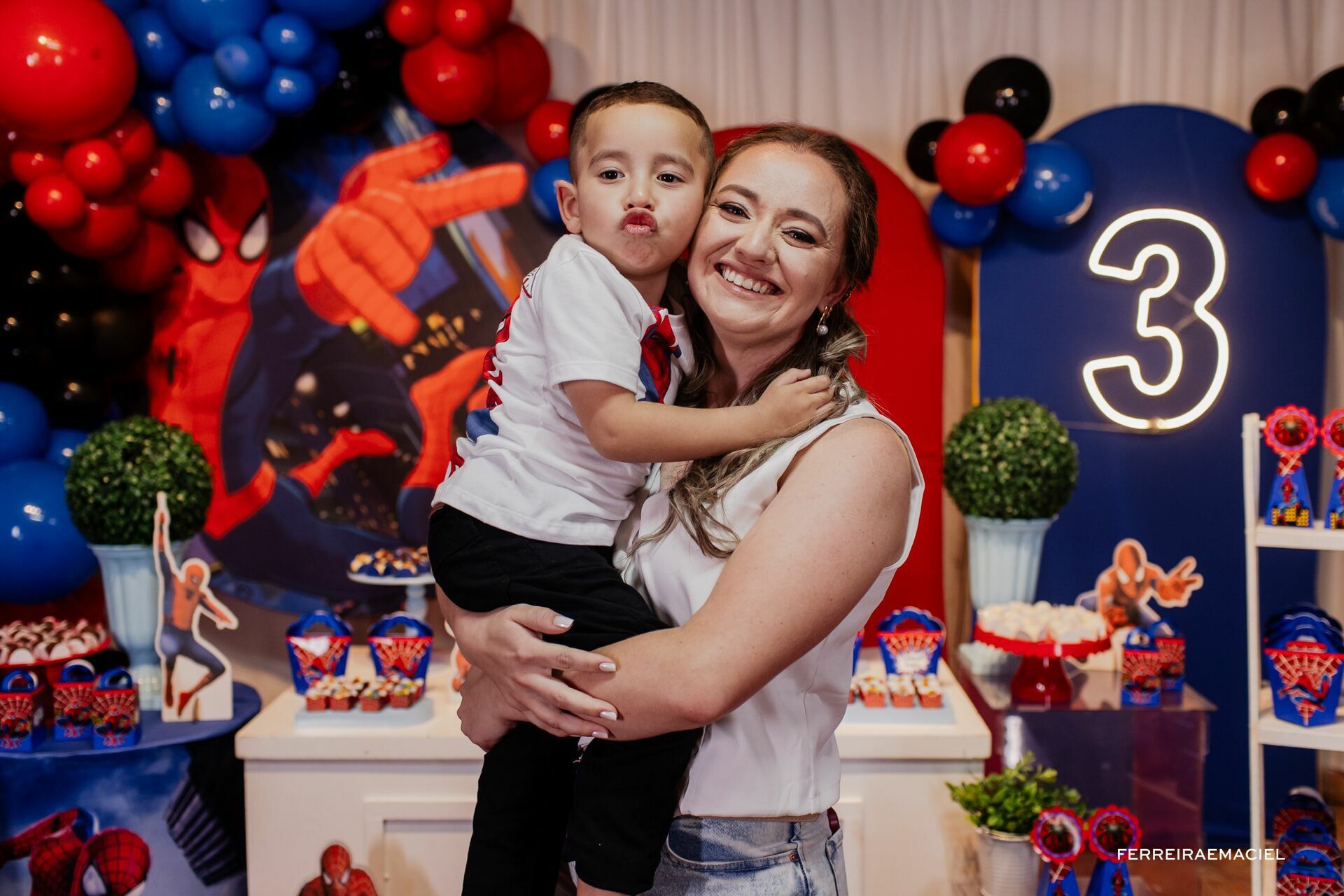 Foto Fotografia de Aniversário Infantil - Samuel - 3 Anos - Homem-Aranha - Espaço Michele Festas - Araranguá - SC Foto Fotografia de Aniversário Infantil - Samuel - 3 Anos - Homem-Aranha - Espaço Michele Festas - Araranguá - SC - Imagem 16