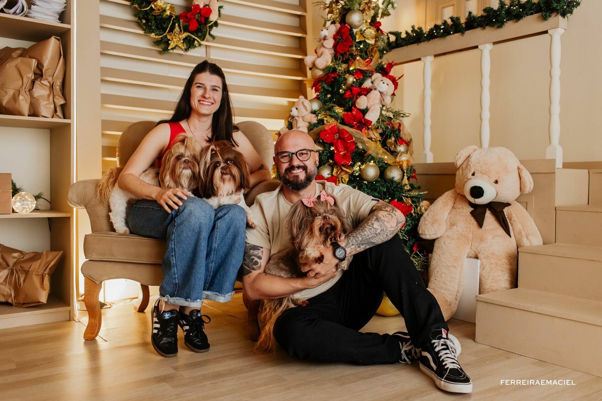 Foto Destinatário Papai Noel - Especial de Natal 2025 - Fotógrafo de estúdio em Araranguá - Cenário temático para fotografar - Araranguá - SC Foto Destinatário Papai Noel - Especial de Natal 2025 - Fotógrafo de estúdio em Araranguá - Cenário temático para fotografar - Araranguá - SC - Imagem 17