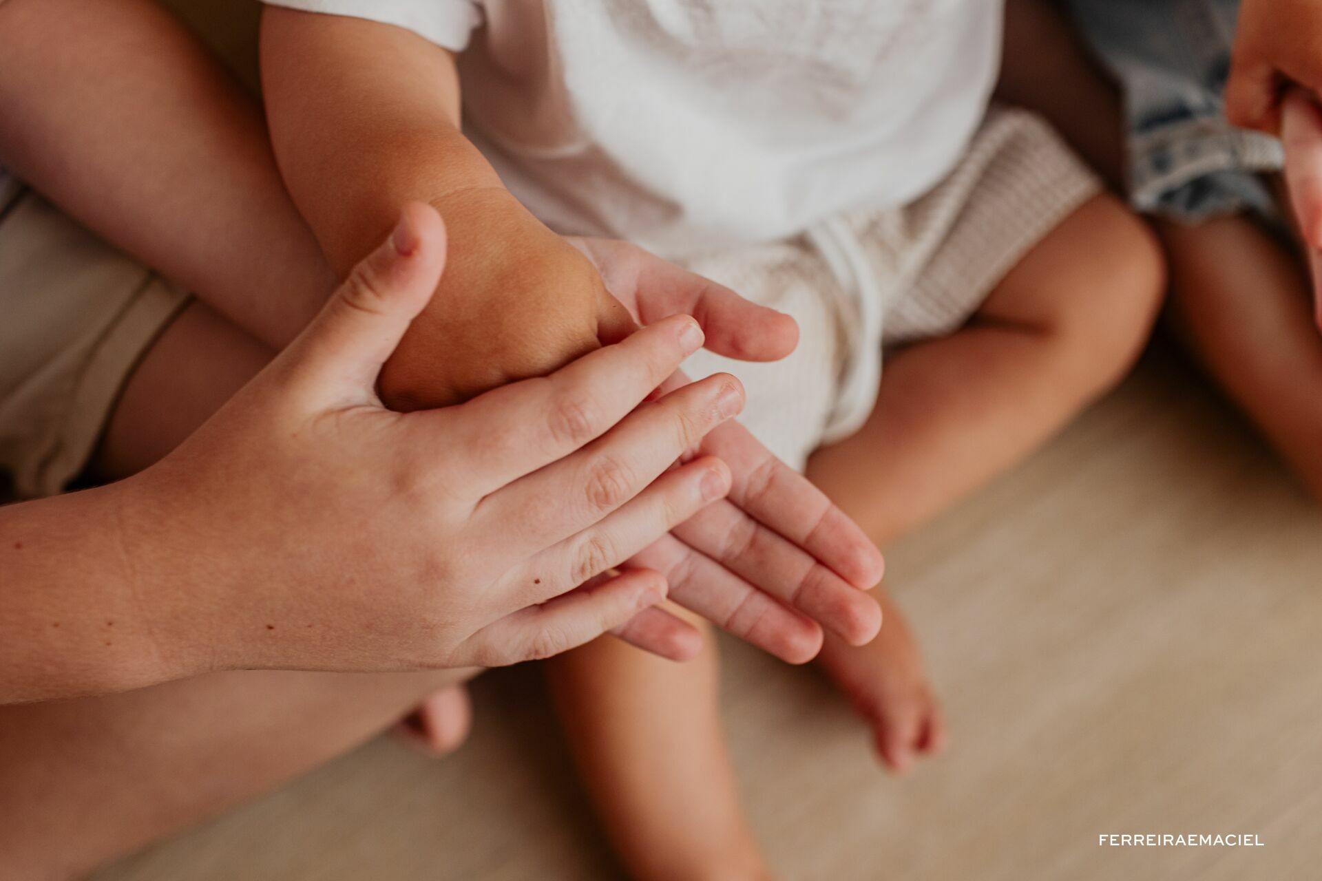 Foto Destinatário Papai Noel - Especial de Natal 2025 - Fotógrafo de estúdio em Araranguá - Cenário temático para fotografar - Araranguá - SC Foto Destinatário Papai Noel - Especial de Natal 2025 - Fotógrafo de estúdio em Araranguá - Cenário temático para fotografar - Araranguá - SC - Imagem 26