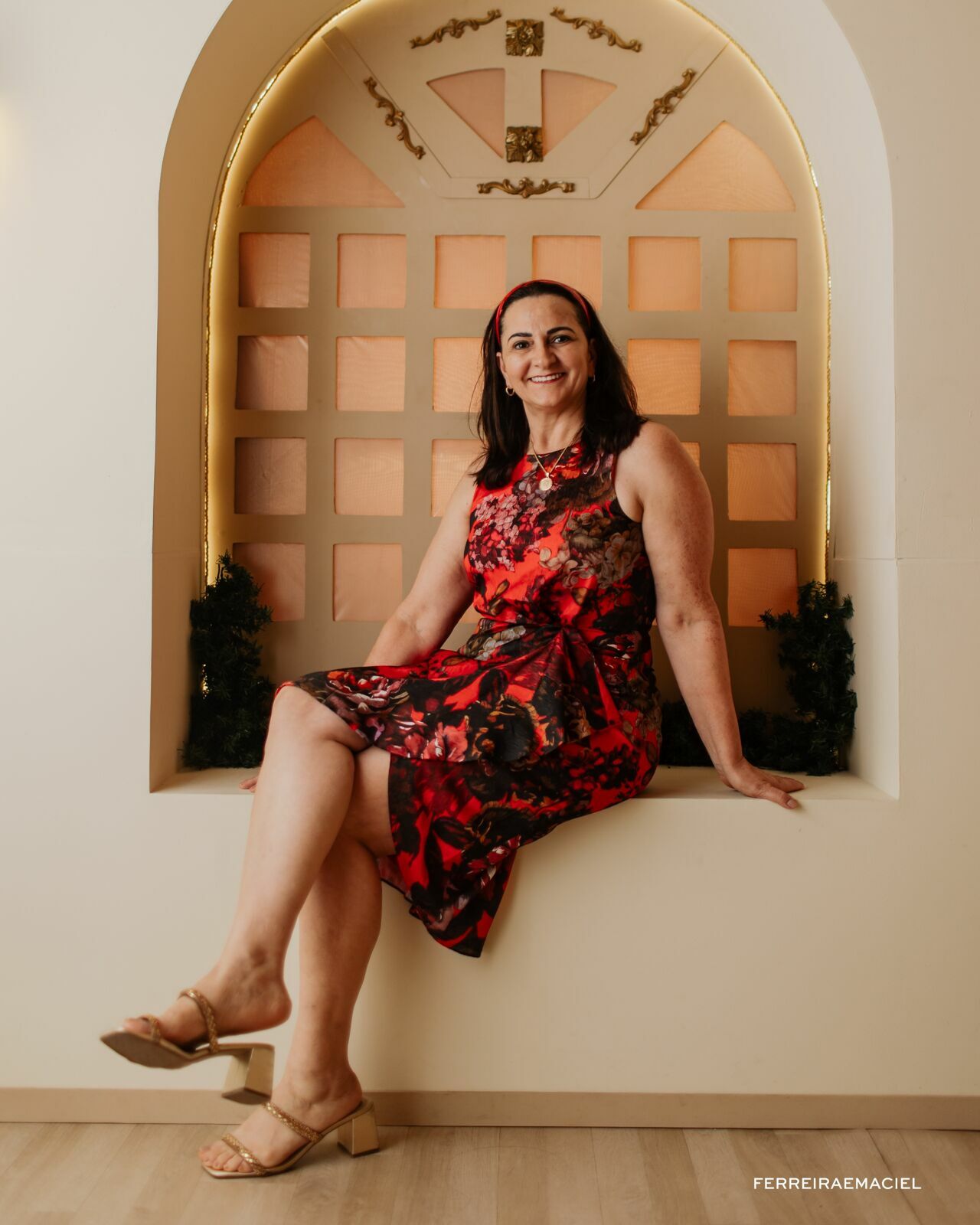 Foto Destinatário Papai Noel - Especial de Natal 2025 - Fotógrafo de estúdio em Araranguá - Cenário temático para fotografar - Araranguá - SC Foto Destinatário Papai Noel - Especial de Natal 2025 - Fotógrafo de estúdio em Araranguá - Cenário temático para fotografar - Araranguá - SC - Imagem 43