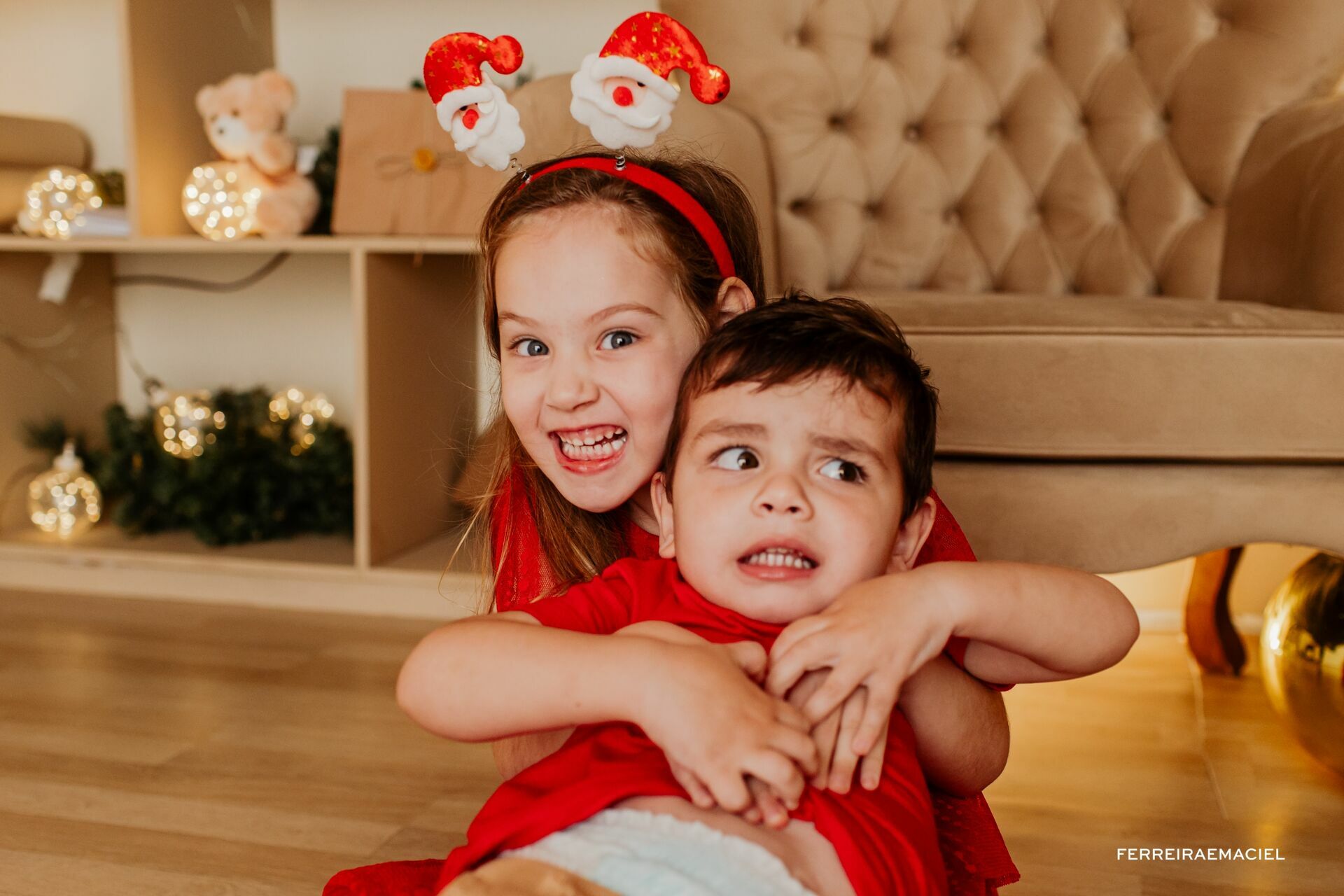 Foto Destinatário Papai Noel - Especial de Natal 2025 - Fotógrafo de estúdio em Araranguá - Cenário temático para fotografar - Araranguá - SC Foto Destinatário Papai Noel - Especial de Natal 2025 - Fotógrafo de estúdio em Araranguá - Cenário temático para fotografar - Araranguá - SC - Imagem 59