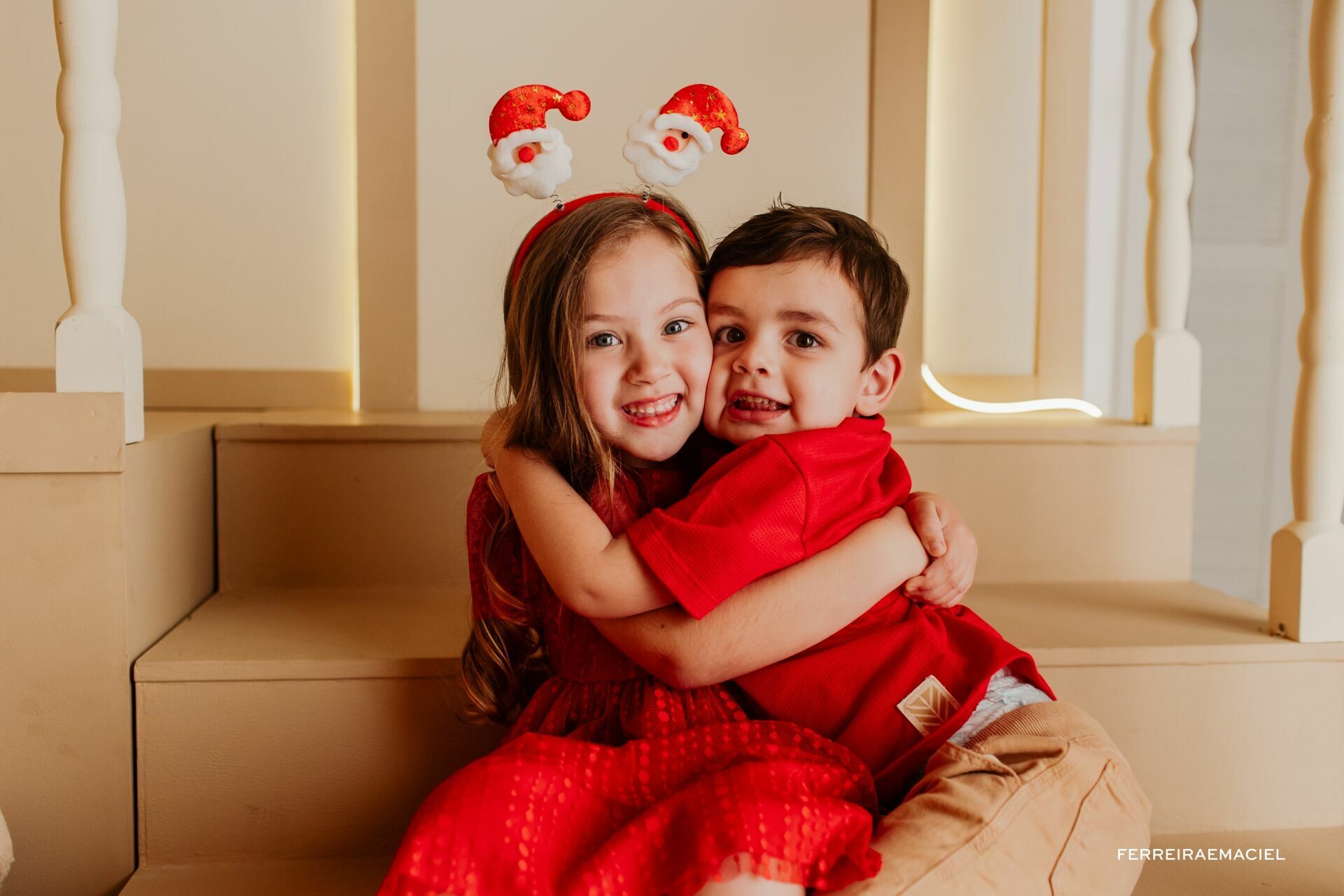 Foto Destinatário Papai Noel - Especial de Natal 2025 - Fotógrafo de estúdio em Araranguá - Cenário temático para fotografar - Araranguá - SC Foto Destinatário Papai Noel - Especial de Natal 2025 - Fotógrafo de estúdio em Araranguá - Cenário temático para fotografar - Araranguá - SC - Imagem 49