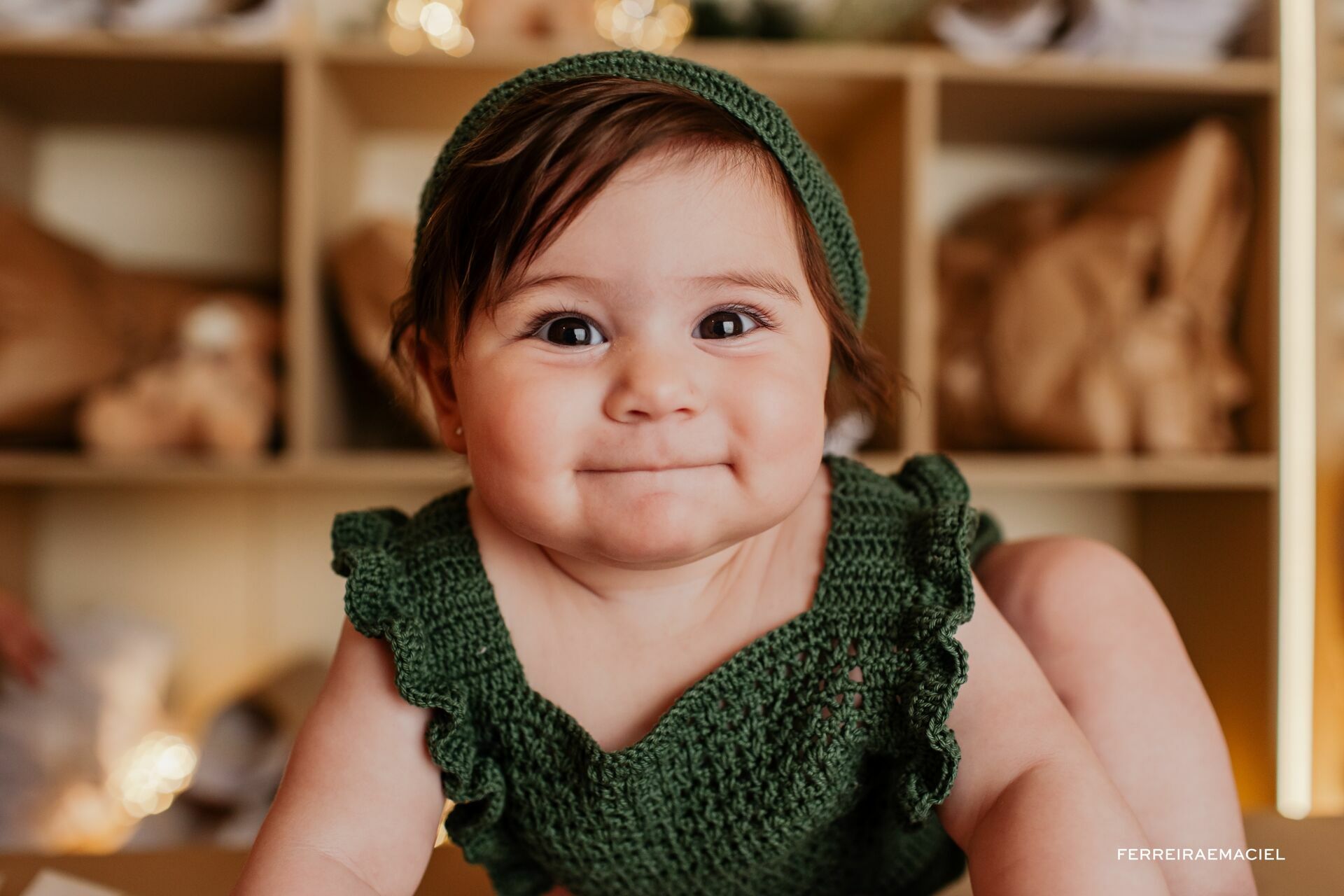 Foto Destinatário Papai Noel - Especial de Natal 2025 - Fotógrafo de estúdio em Araranguá - Cenário temático para fotografar - Araranguá - SC Foto Destinatário Papai Noel - Especial de Natal 2025 - Fotógrafo de estúdio em Araranguá - Cenário temático para fotografar - Araranguá - SC - Imagem 90