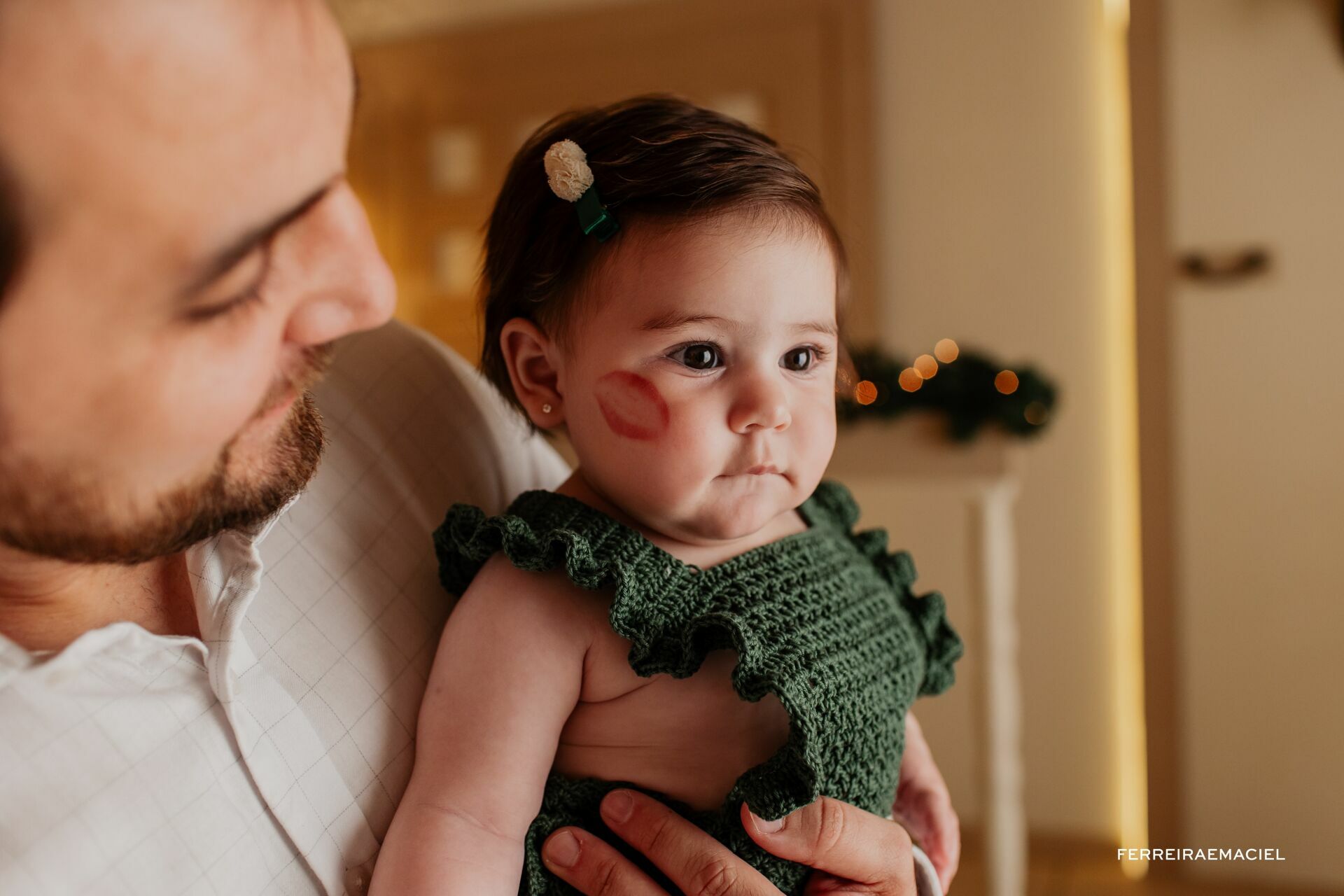 Foto Destinatário Papai Noel - Especial de Natal 2025 - Fotógrafo de estúdio em Araranguá - Cenário temático para fotografar - Araranguá - SC Foto Destinatário Papai Noel - Especial de Natal 2025 - Fotógrafo de estúdio em Araranguá - Cenário temático para fotografar - Araranguá - SC - Imagem 87