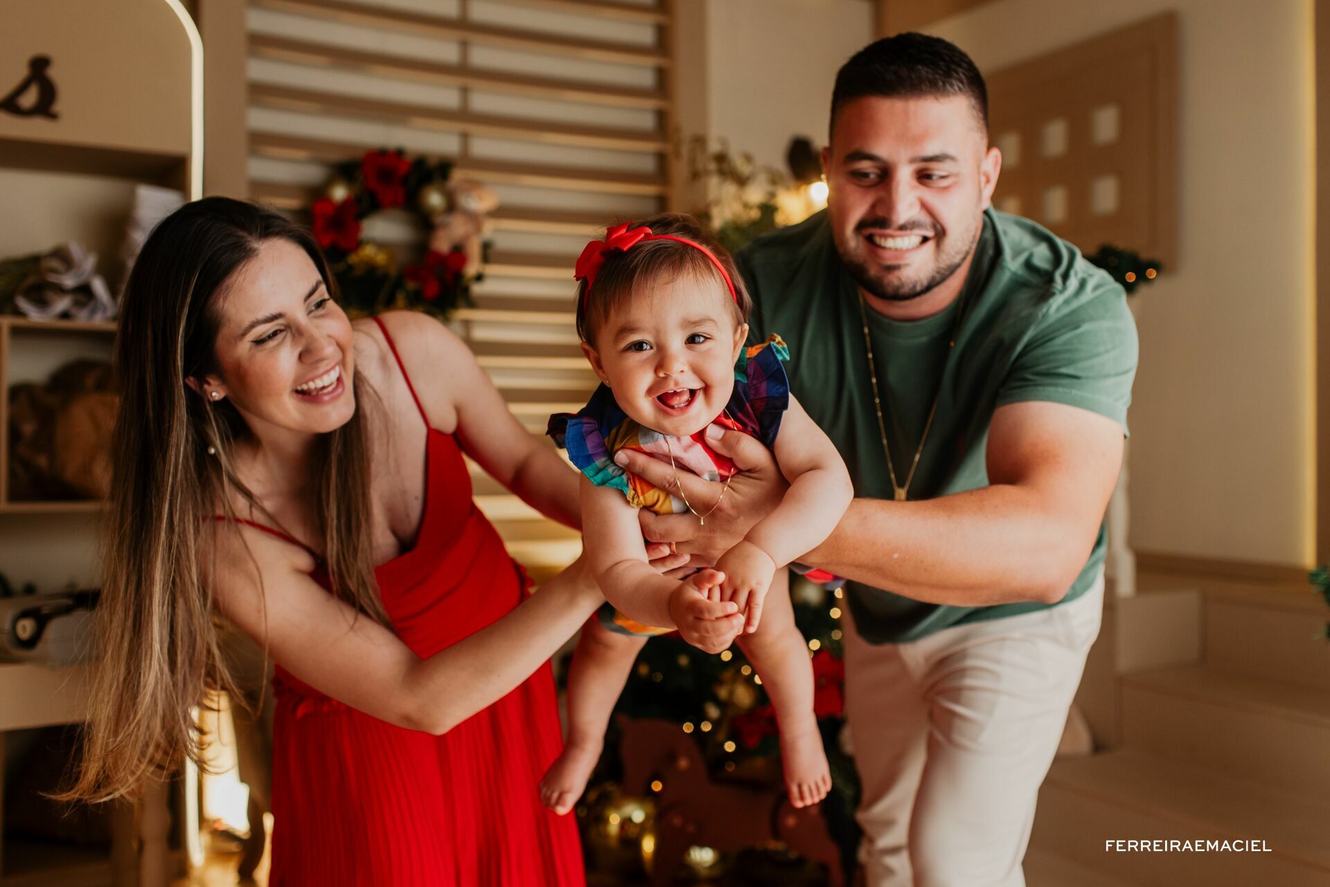 Foto Destinatário Papai Noel - Especial de Natal 2025 - Fotógrafo de estúdio em Araranguá - Cenário temático para fotografar - Araranguá - SC Foto Destinatário Papai Noel - Especial de Natal 2025 - Fotógrafo de estúdio em Araranguá - Cenário temático para fotografar - Araranguá - SC - Imagem 96