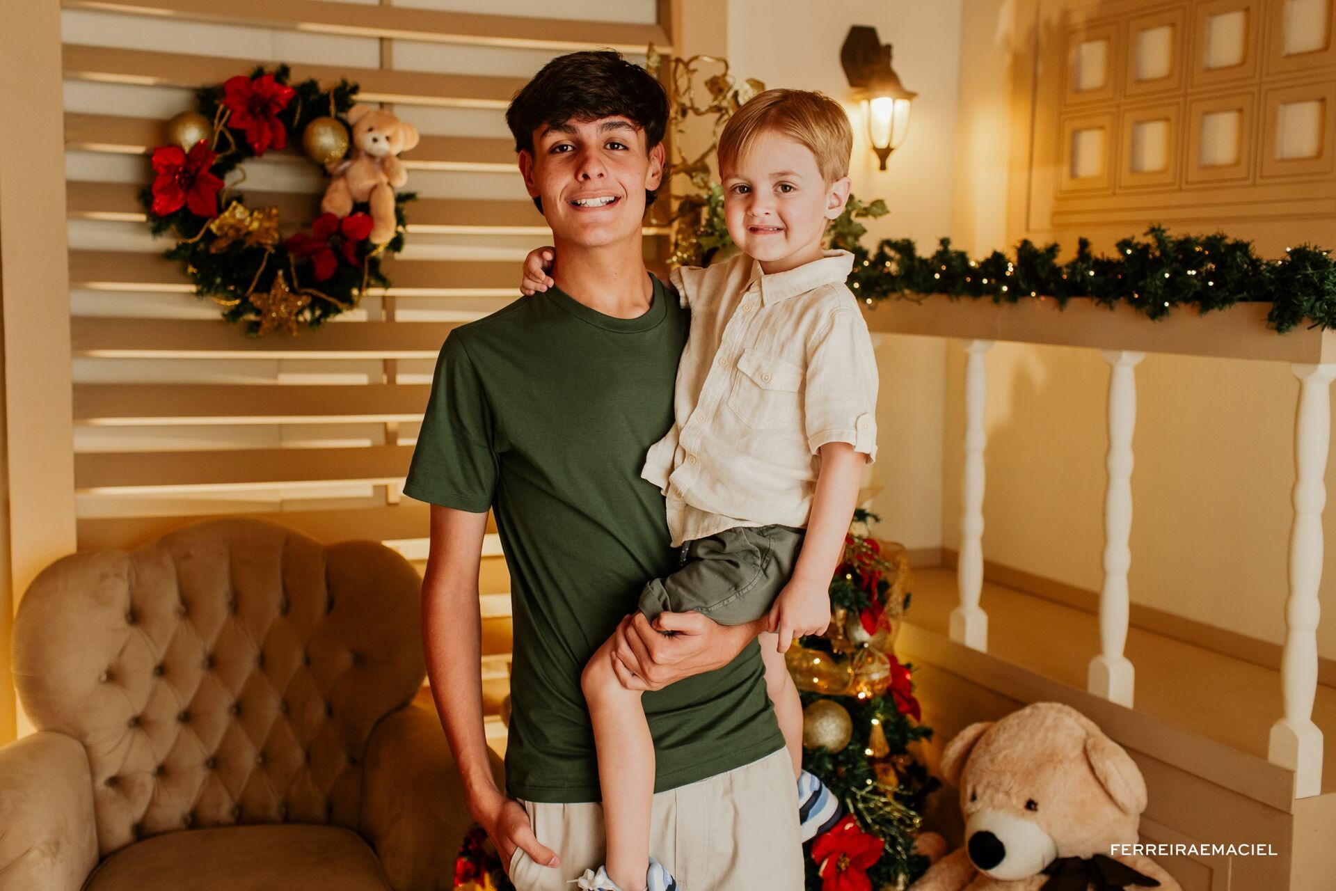 Foto Destinatário Papai Noel - Especial de Natal 2025 - Fotógrafo de estúdio em Araranguá - Cenário temático para fotografar - Araranguá - SC Foto Destinatário Papai Noel - Especial de Natal 2025 - Fotógrafo de estúdio em Araranguá - Cenário temático para fotografar - Araranguá - SC - Imagem 110