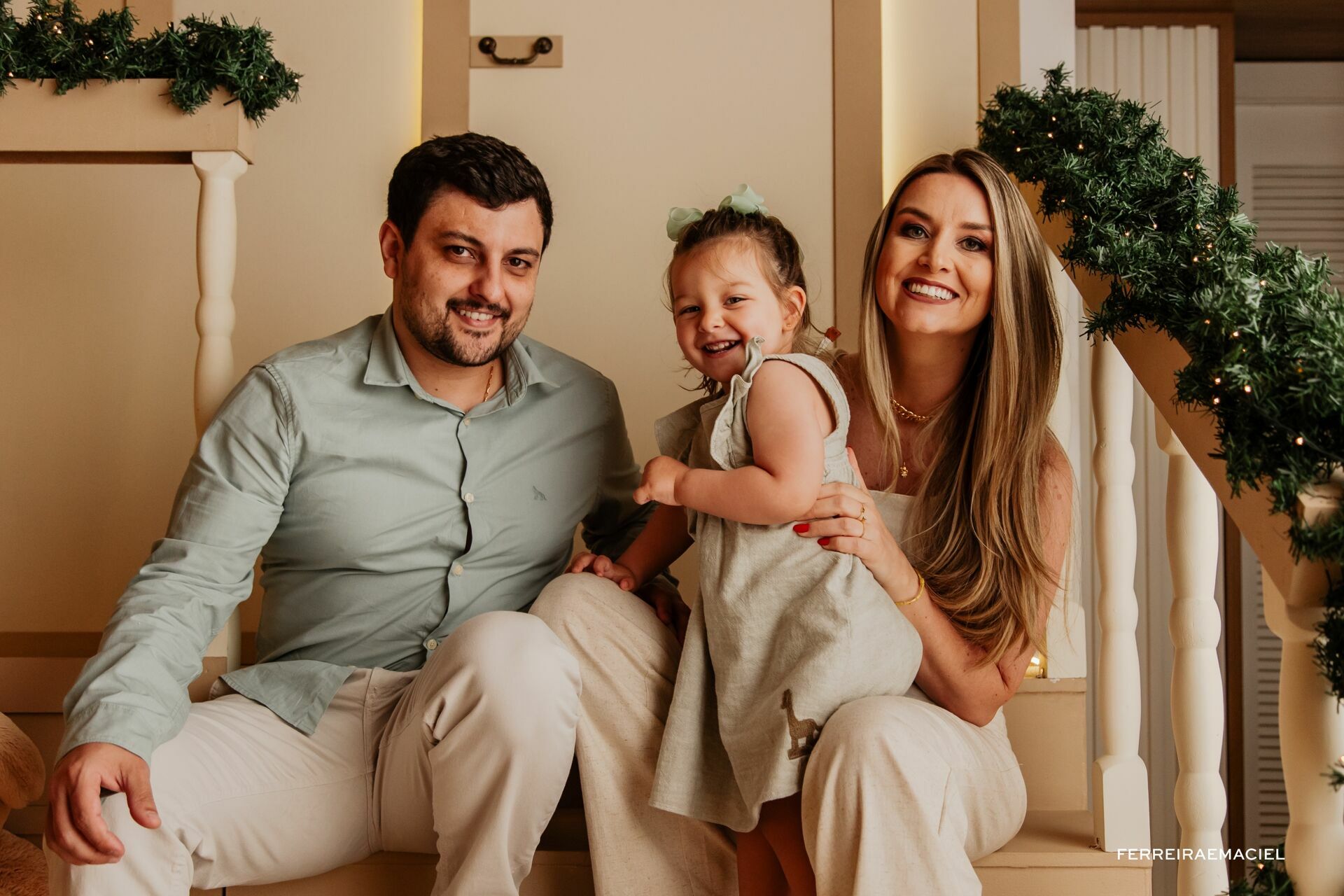 Foto Destinatário Papai Noel - Especial de Natal 2025 - Fotógrafo de estúdio em Araranguá - Cenário temático para fotografar - Araranguá - SC Foto Destinatário Papai Noel - Especial de Natal 2025 - Fotógrafo de estúdio em Araranguá - Cenário temático para fotografar - Araranguá - SC - Imagem 160