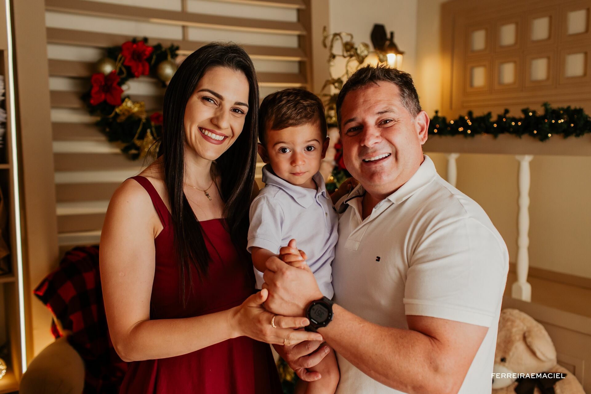 Foto Destinatário Papai Noel - Especial de Natal 2025 - Fotógrafo de estúdio em Araranguá - Cenário temático para fotografar - Araranguá - SC Foto Destinatário Papai Noel - Especial de Natal 2025 - Fotógrafo de estúdio em Araranguá - Cenário temático para fotografar - Araranguá - SC - Imagem 193