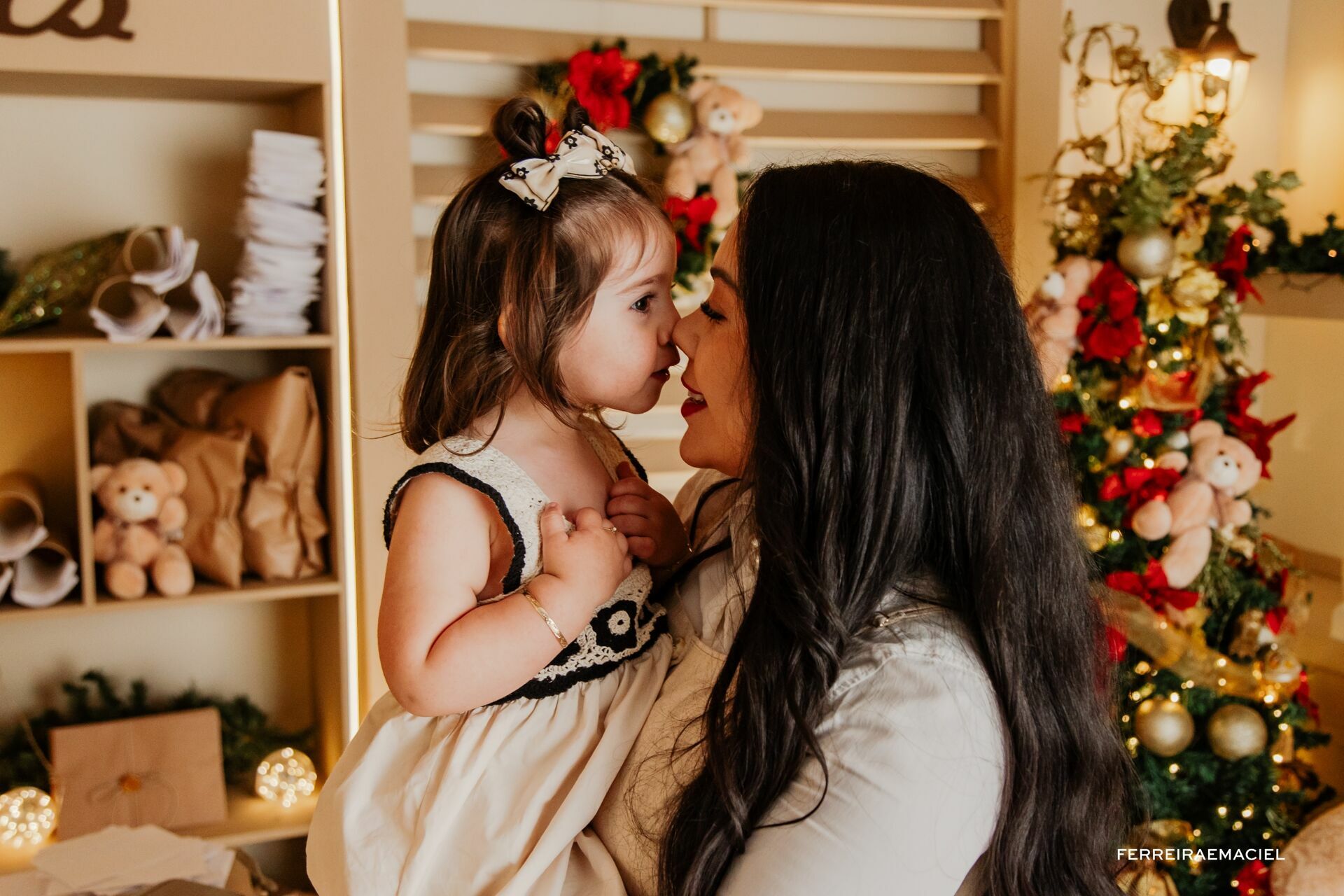 Foto Destinatário Papai Noel - Especial de Natal 2025 - Fotógrafo de estúdio em Araranguá - Cenário temático para fotografar - Araranguá - SC Foto Destinatário Papai Noel - Especial de Natal 2025 - Fotógrafo de estúdio em Araranguá - Cenário temático para fotografar - Araranguá - SC - Imagem 206