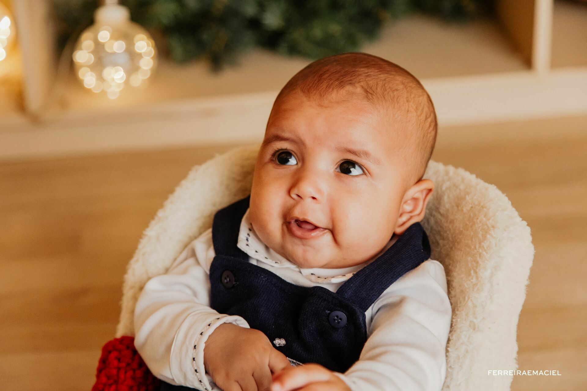 Foto Destinatário Papai Noel - Especial de Natal 2025 - Fotógrafo de estúdio em Araranguá - Cenário temático para fotografar - Araranguá - SC Foto Destinatário Papai Noel - Especial de Natal 2025 - Fotógrafo de estúdio em Araranguá - Cenário temático para fotografar - Araranguá - SC - Imagem 265