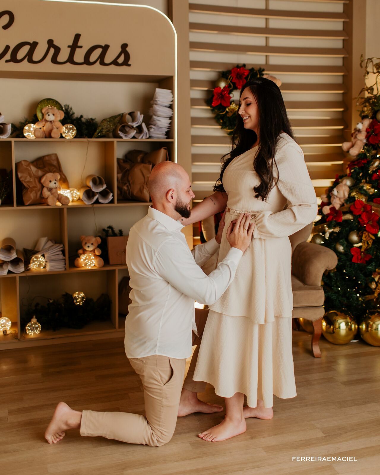 Foto Destinatário Papai Noel - Especial de Natal 2025 - Fotógrafo de estúdio em Araranguá - Cenário temático para fotografar - Araranguá - SC Foto Destinatário Papai Noel - Especial de Natal 2025 - Fotógrafo de estúdio em Araranguá - Cenário temático para fotografar - Araranguá - SC - Imagem 281