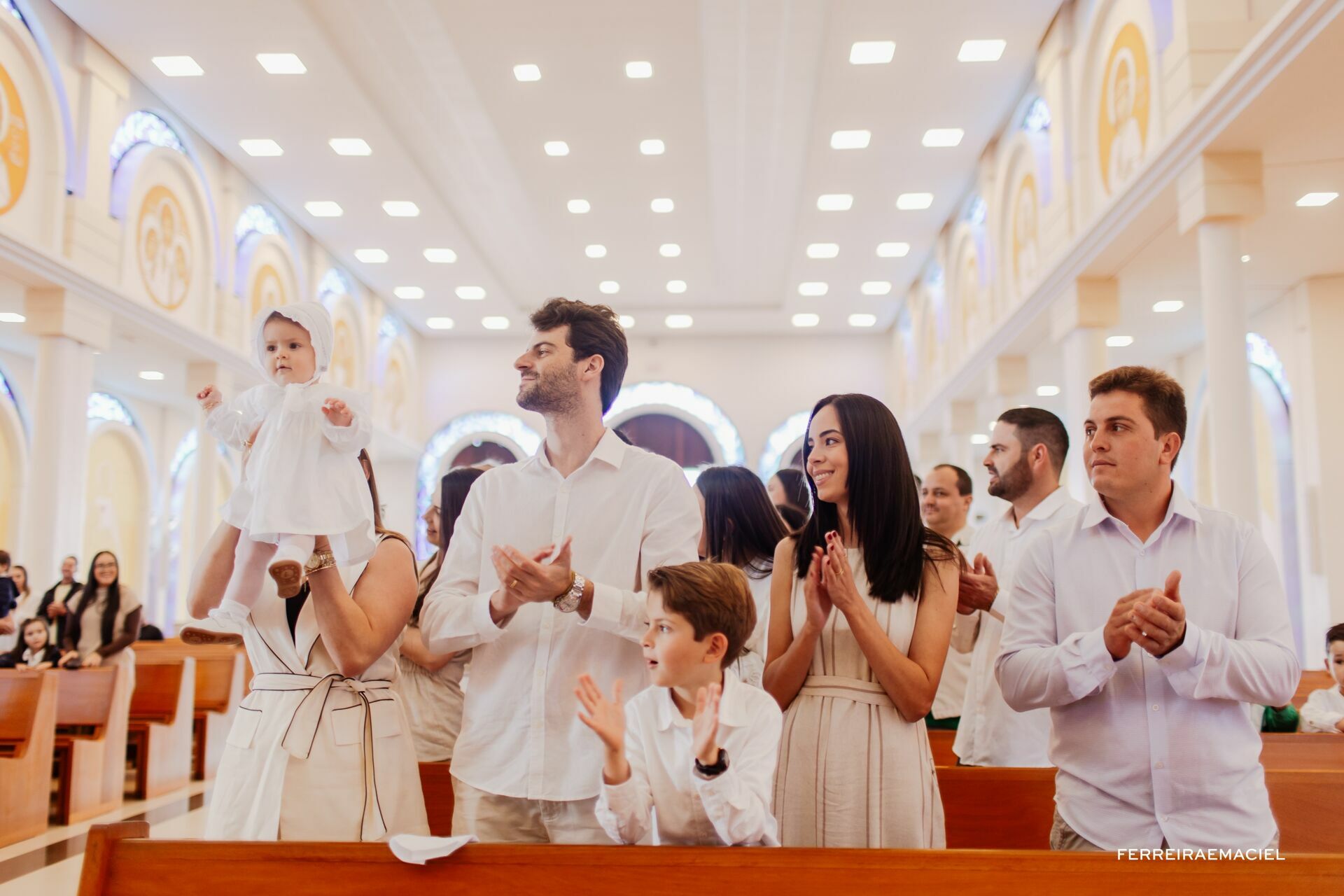 Foto Batizado Helena - Içara Foto Batizado Helena - Içara - Imagem 9