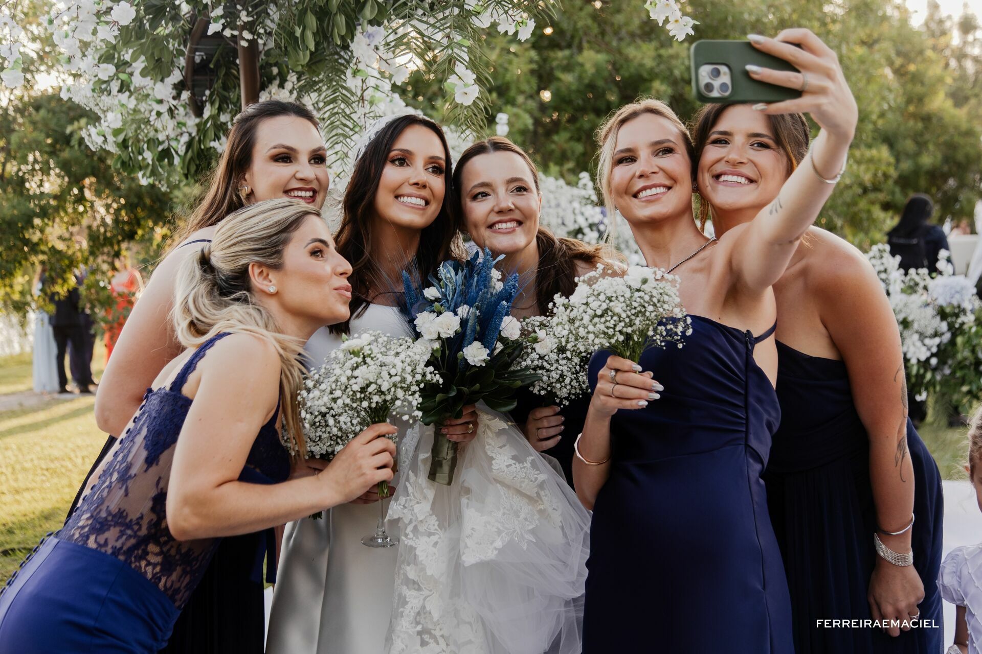 Foto Cuca e Karol Foto Cuca e Karol - Imagem 122