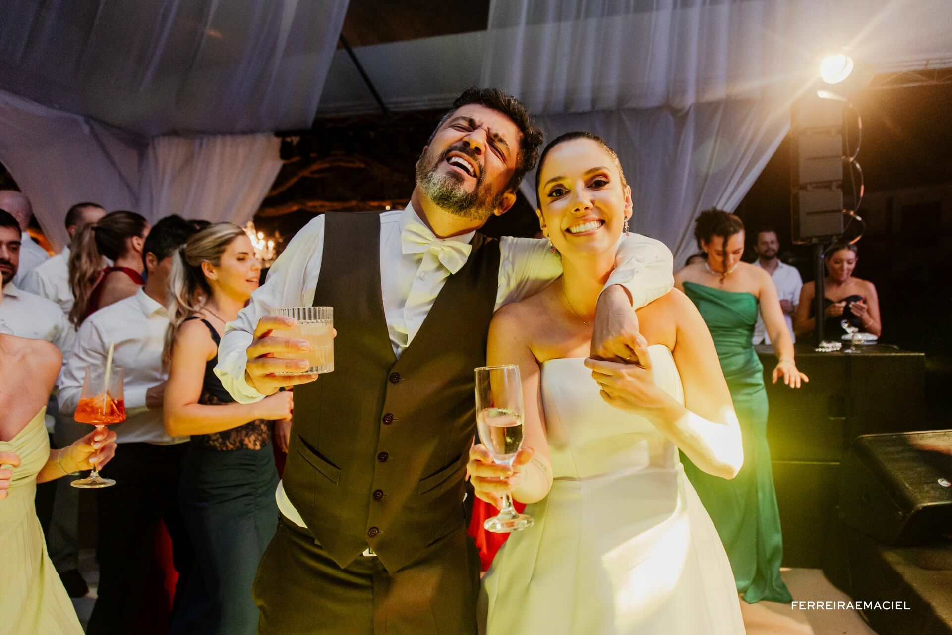 Foto Cuca e Karol Foto Cuca e Karol - Imagem 180