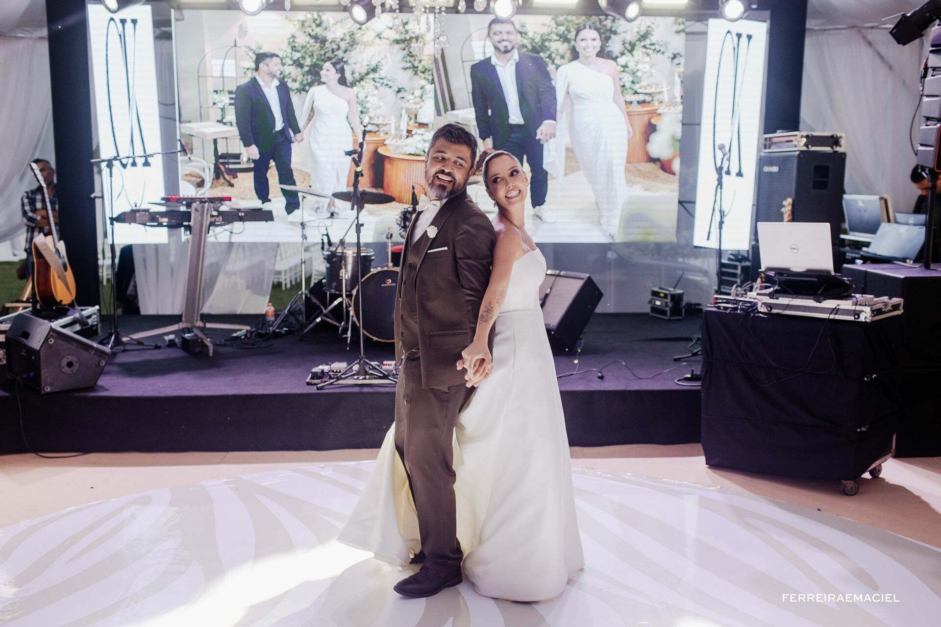 Foto Cuca e Karol Foto Cuca e Karol - Imagem 150