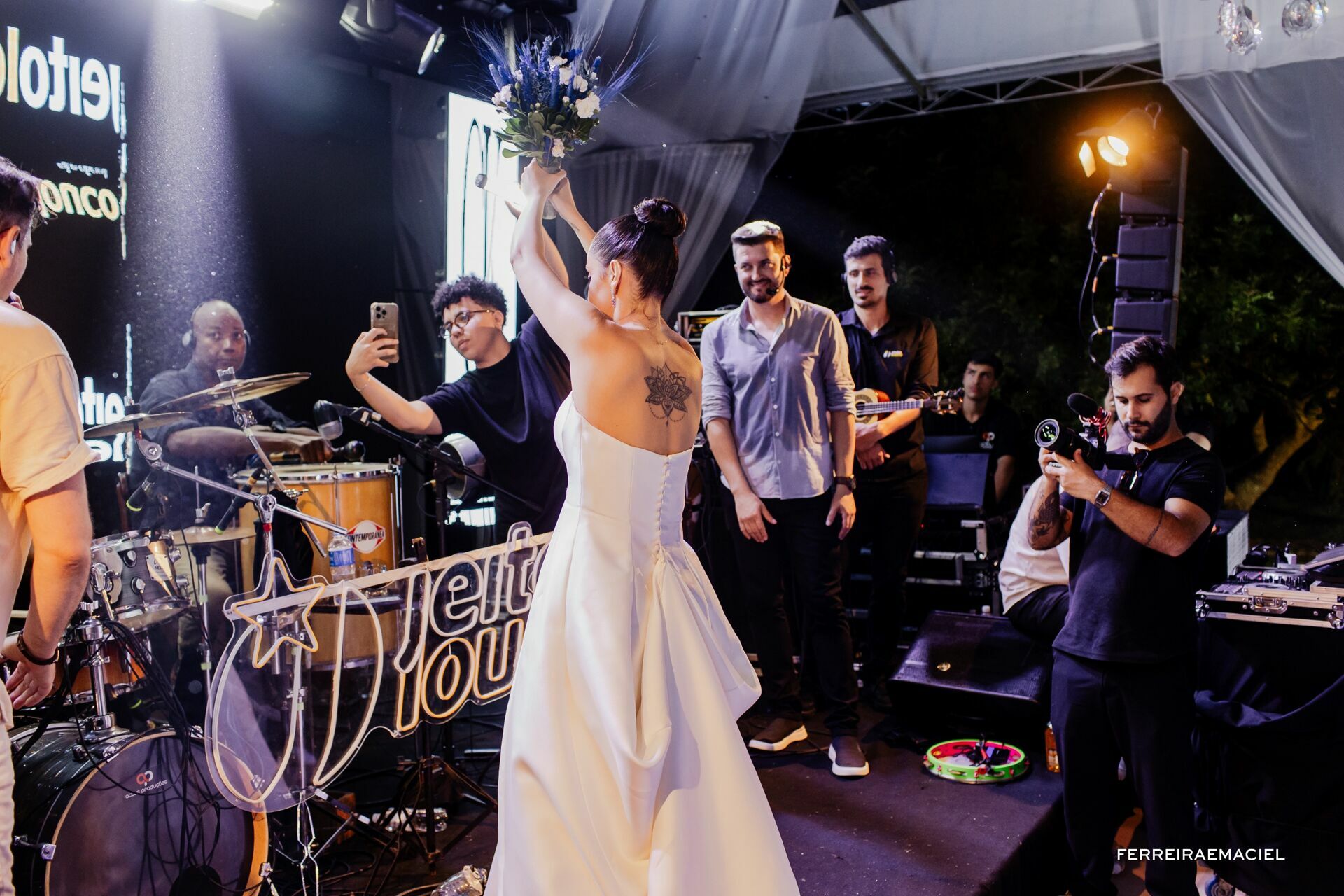 Foto Cuca e Karol Foto Cuca e Karol - Imagem 184