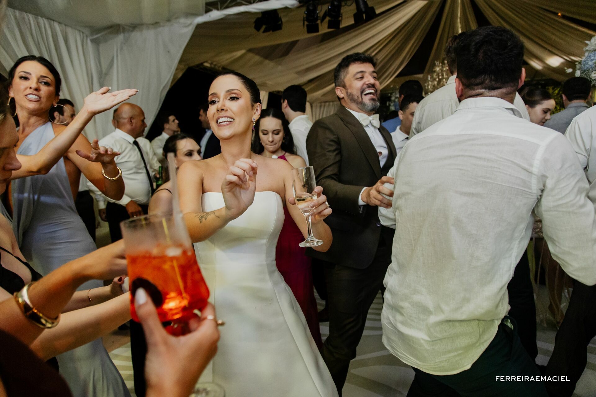 Foto Cuca e Karol Foto Cuca e Karol - Imagem 176