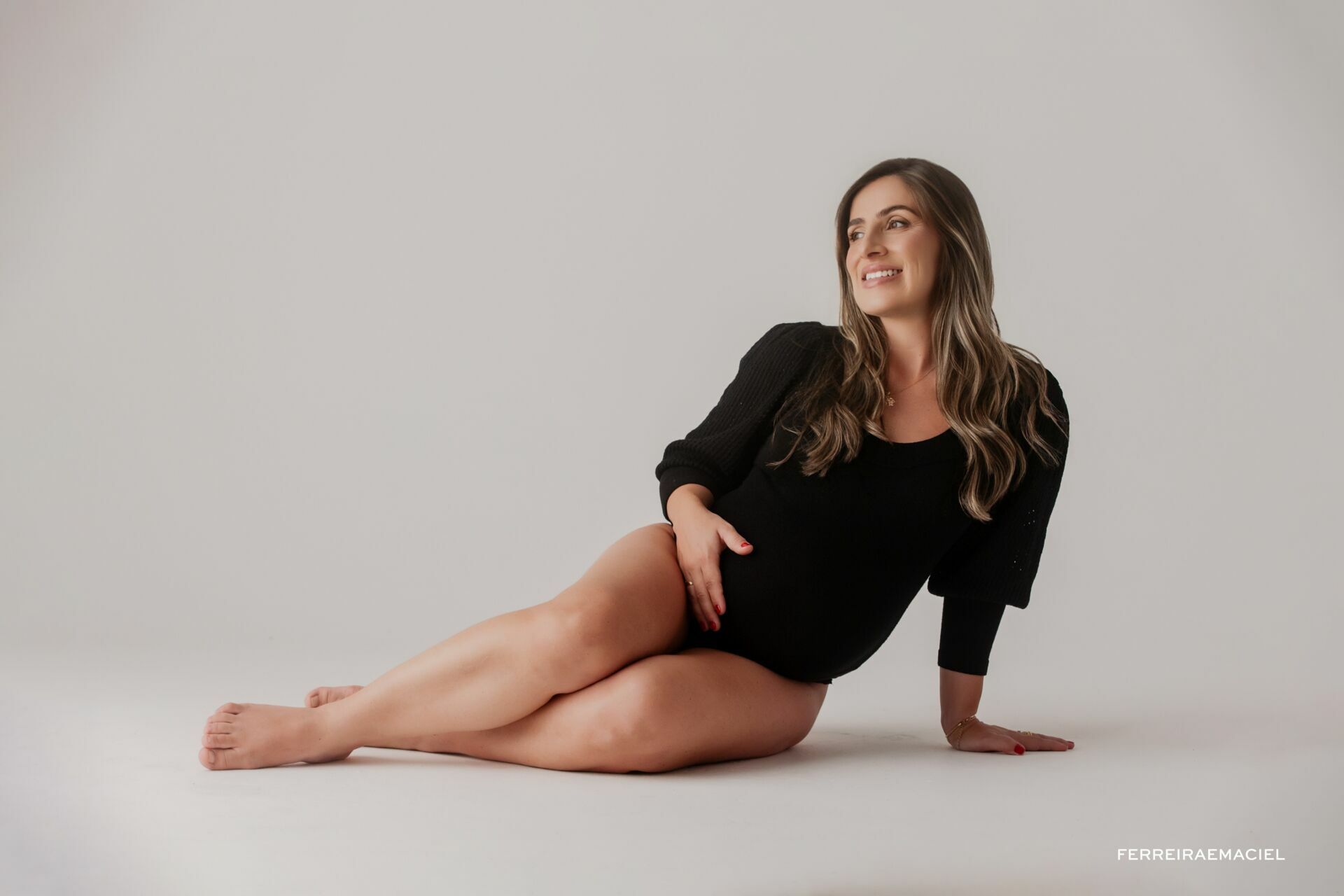 Foto Ensaio Gestante – Estúdio - Samara Scheffer – Ensaio em Família – Araranguá – SC Foto Ensaio Gestante – Estúdio - Samara Scheffer – Ensaio em Família – Araranguá – SC - Imagem 7