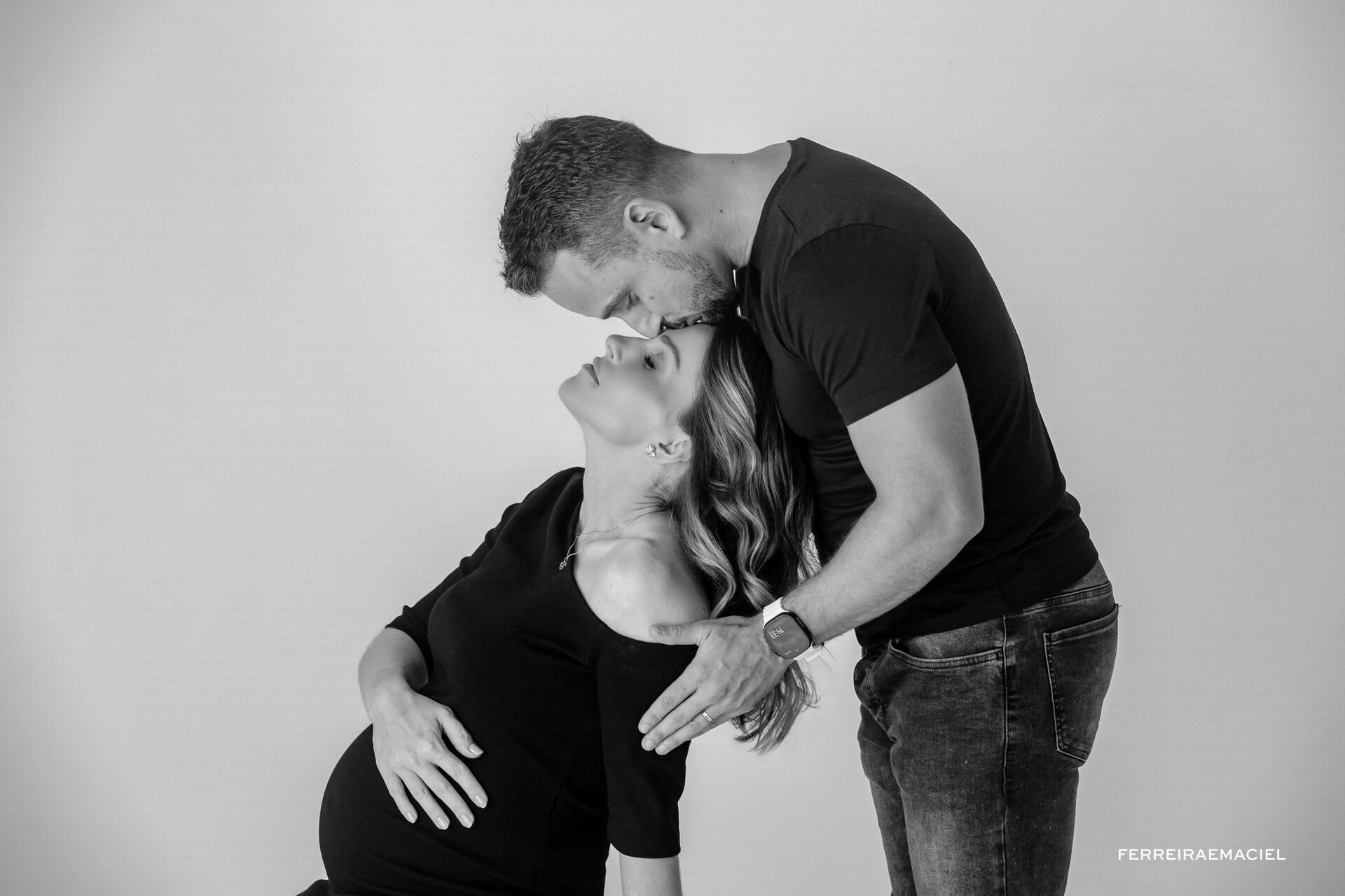 Foto Ensaio de Gestante – Fotos de Gestante – Ensaio em Estúdio – Dábila Gobatto– Araranguá – SC Foto Ensaio de Gestante – Fotos de Gestante – Ensaio em Estúdio – Dábila Gobatto– Araranguá – SC - Imagem 8