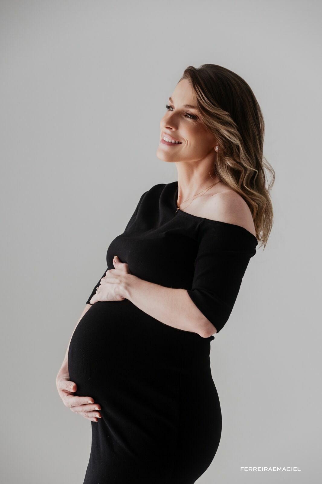 Foto Ensaio de Gestante – Fotos de Gestante – Ensaio em Estúdio – Dábila Gobatto– Araranguá – SC Foto Ensaio de Gestante – Fotos de Gestante – Ensaio em Estúdio – Dábila Gobatto– Araranguá – SC - Imagem 21