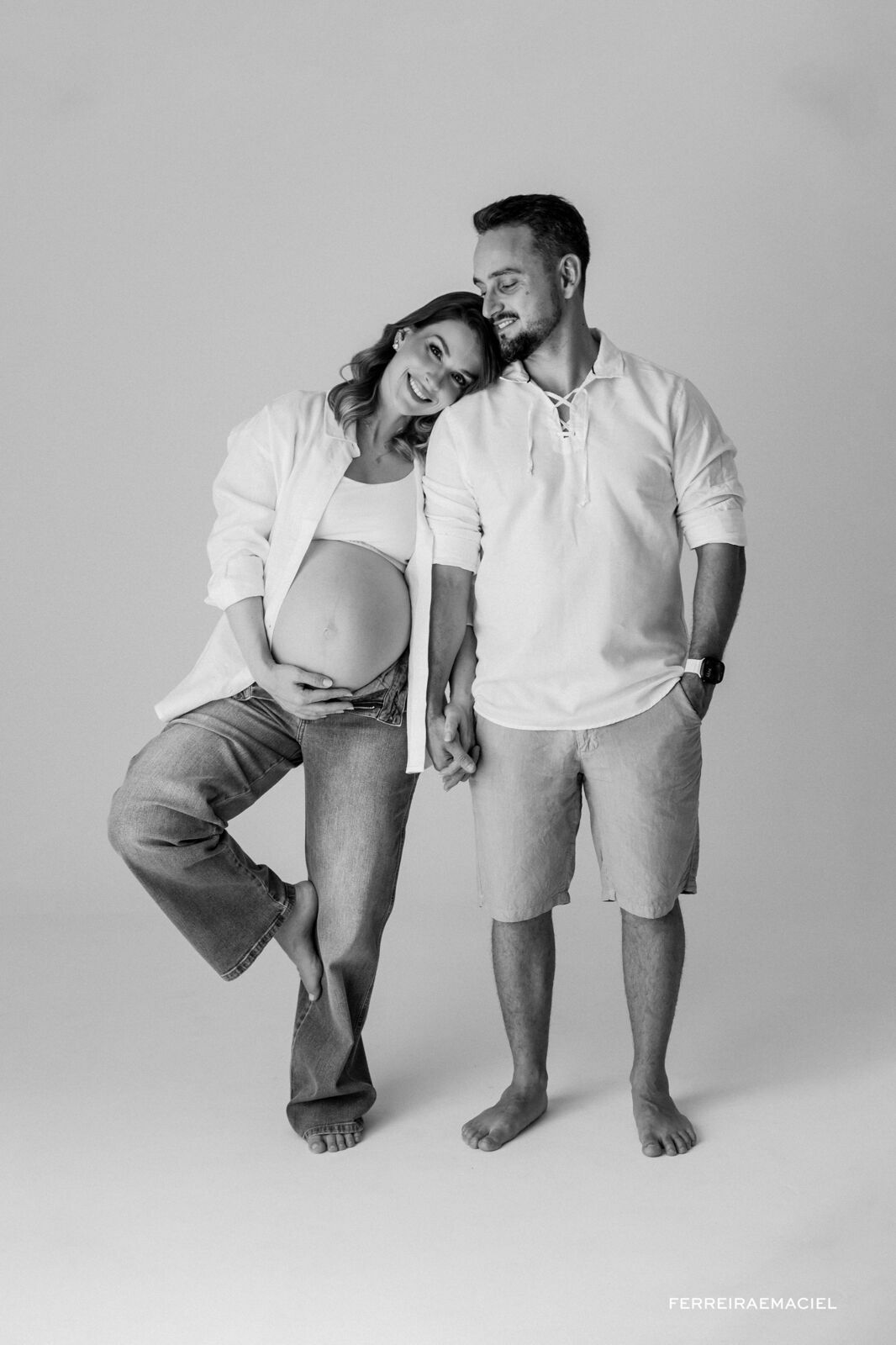 Foto Ensaio de Gestante – Fotos de Gestante – Ensaio em Estúdio – Dábila Gobatto– Araranguá – SC Foto Ensaio de Gestante – Fotos de Gestante – Ensaio em Estúdio – Dábila Gobatto– Araranguá – SC - Imagem 0