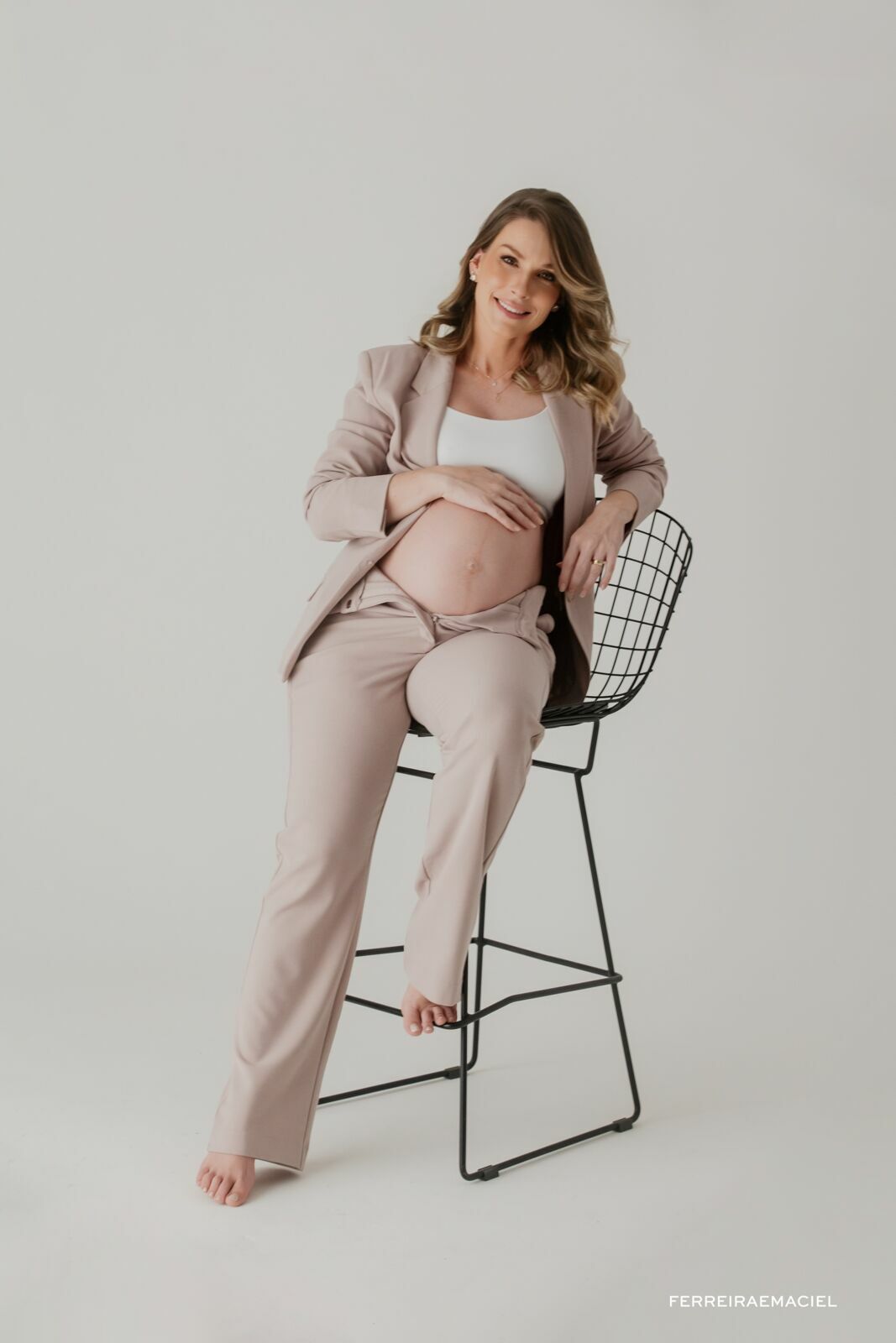 Foto Ensaio de Gestante – Fotos de Gestante – Ensaio em Estúdio – Dábila Gobatto– Araranguá – SC Foto Ensaio de Gestante – Fotos de Gestante – Ensaio em Estúdio – Dábila Gobatto– Araranguá – SC - Imagem 17