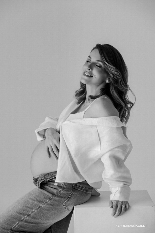 Ensaio de Gestante – Fotos de Gestante – Ensaio em Estúdio – Dábila Gobatto– Araranguá – SC