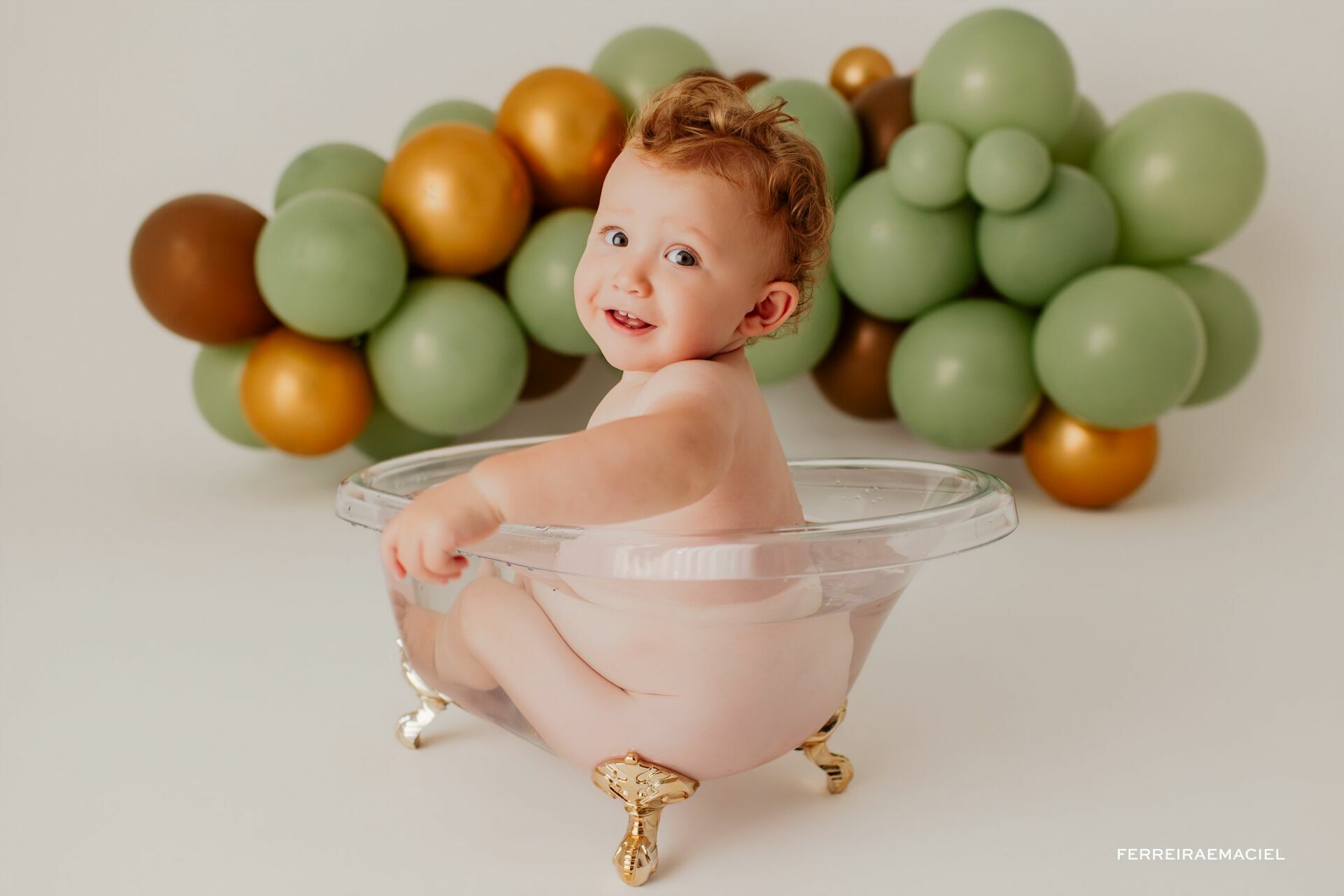 Foto Ensaio Smash the Cake – Matheus – 1 Ano – Fotografia Infantil em Estúdio – Araranguá – SC Foto Ensaio Smash the Cake – Matheus – 1 Ano – Fotografia Infantil em Estúdio – Araranguá – SC - Imagem 0