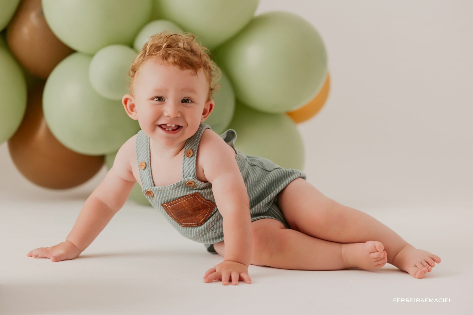 Foto Ensaio Smash the Cake – Matheus – 1 Ano – Fotografia Infantil em Estúdio – Araranguá – SC Foto Ensaio Smash the Cake – Matheus – 1 Ano – Fotografia Infantil em Estúdio – Araranguá – SC - Imagem 8