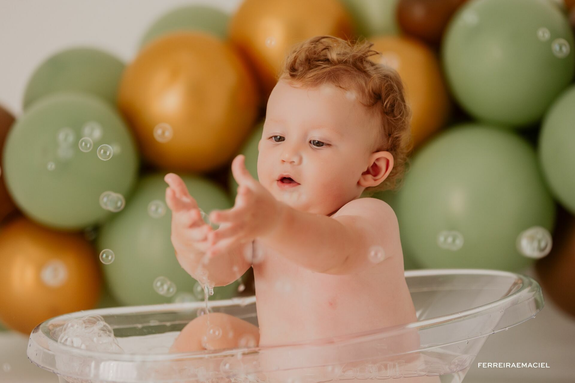 Foto Ensaio Smash the Cake – Matheus – 1 Ano – Fotografia Infantil em Estúdio – Araranguá – SC Foto Ensaio Smash the Cake – Matheus – 1 Ano – Fotografia Infantil em Estúdio – Araranguá – SC - Imagem 1