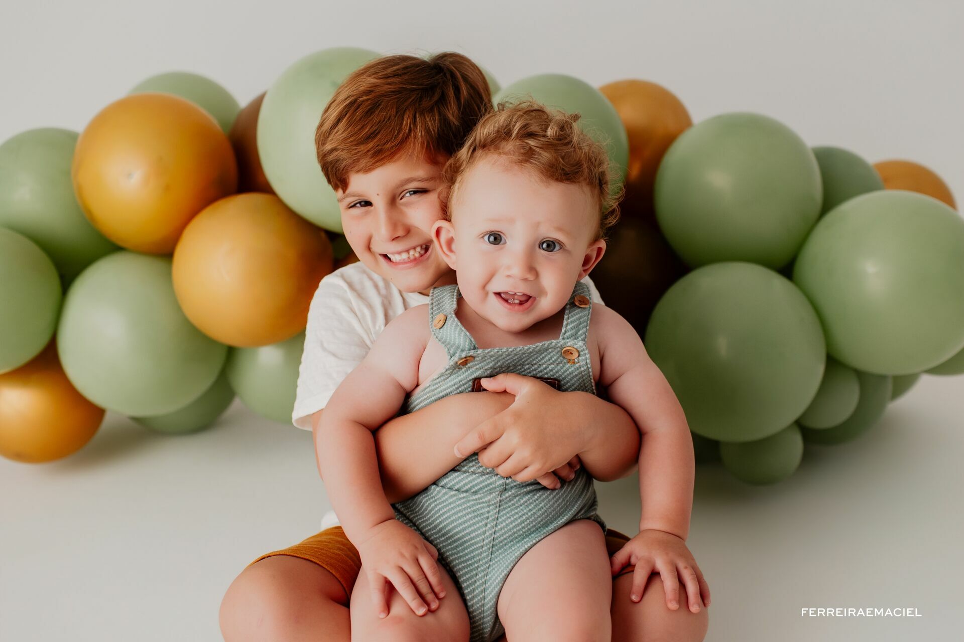Foto Ensaio Smash the Cake – Matheus – 1 Ano – Fotografia Infantil em Estúdio – Araranguá – SC Foto Ensaio Smash the Cake – Matheus – 1 Ano – Fotografia Infantil em Estúdio – Araranguá – SC - Imagem 5