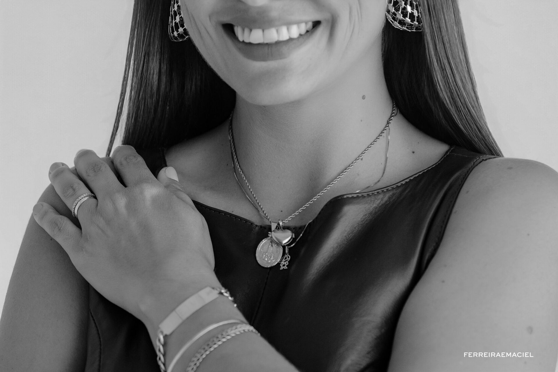 Foto Ensaio Corporativo – Advogada Natália Martinello – Fotografia Profissional em Estúdio – Araranguá – SC - Imagem 23