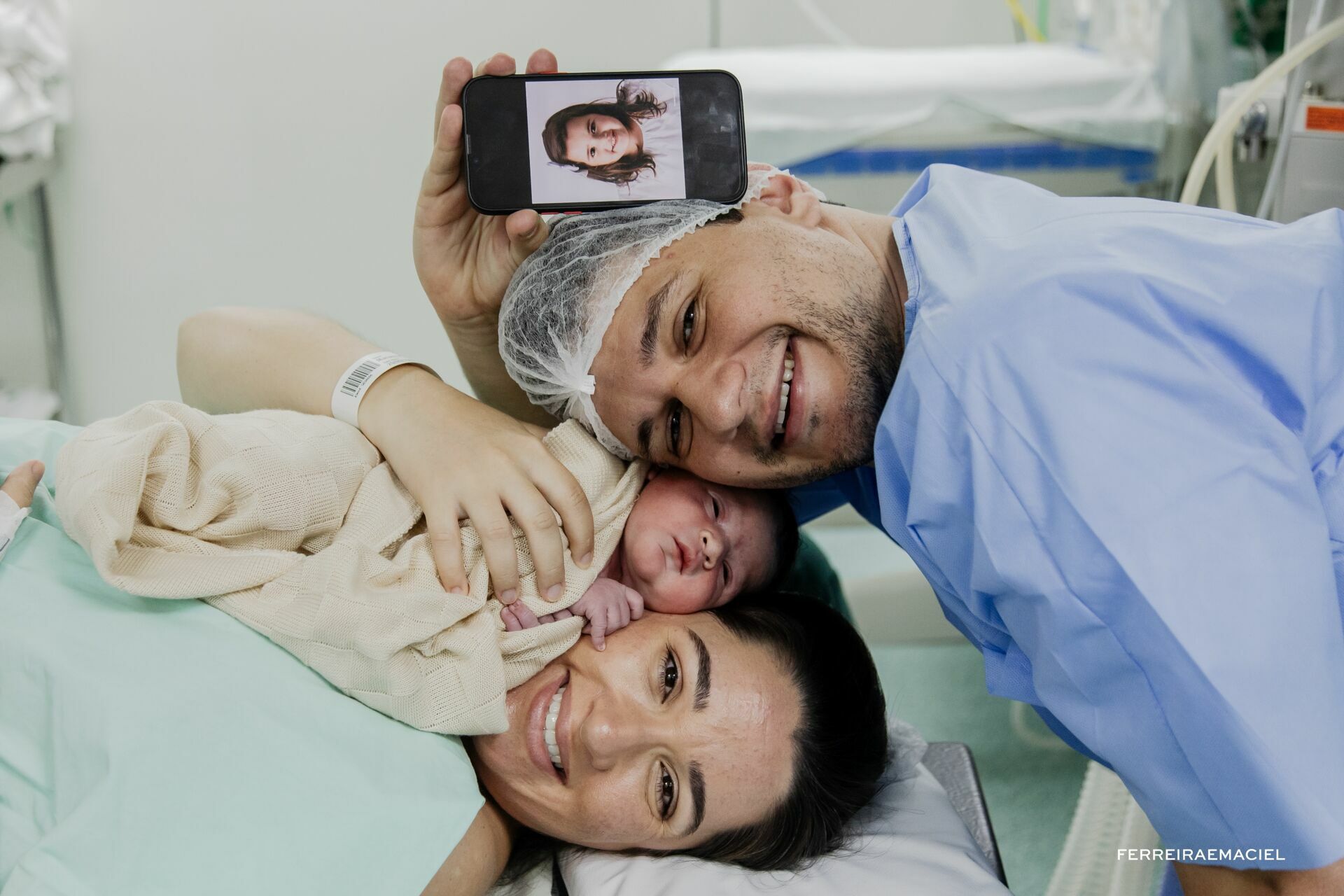 Foto Nascimento – Parto - Cesária-  Mariana Nuemberg – Hospital Unimed – Criciúma - SC - Imagem 30