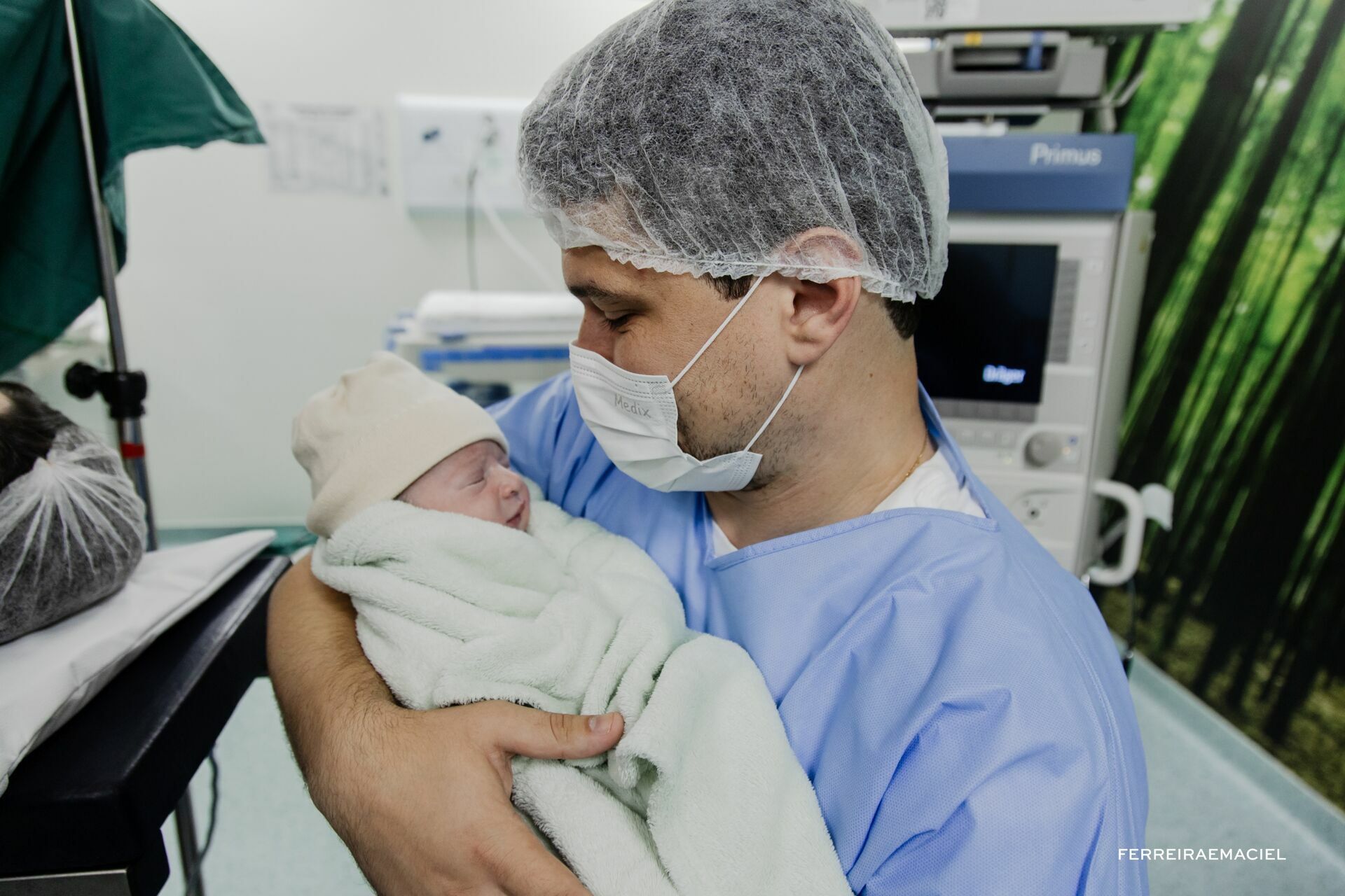 Foto Nascimento – Parto - Cesária-  Mariana Nuemberg – Hospital Unimed – Criciúma - SC - Imagem 21