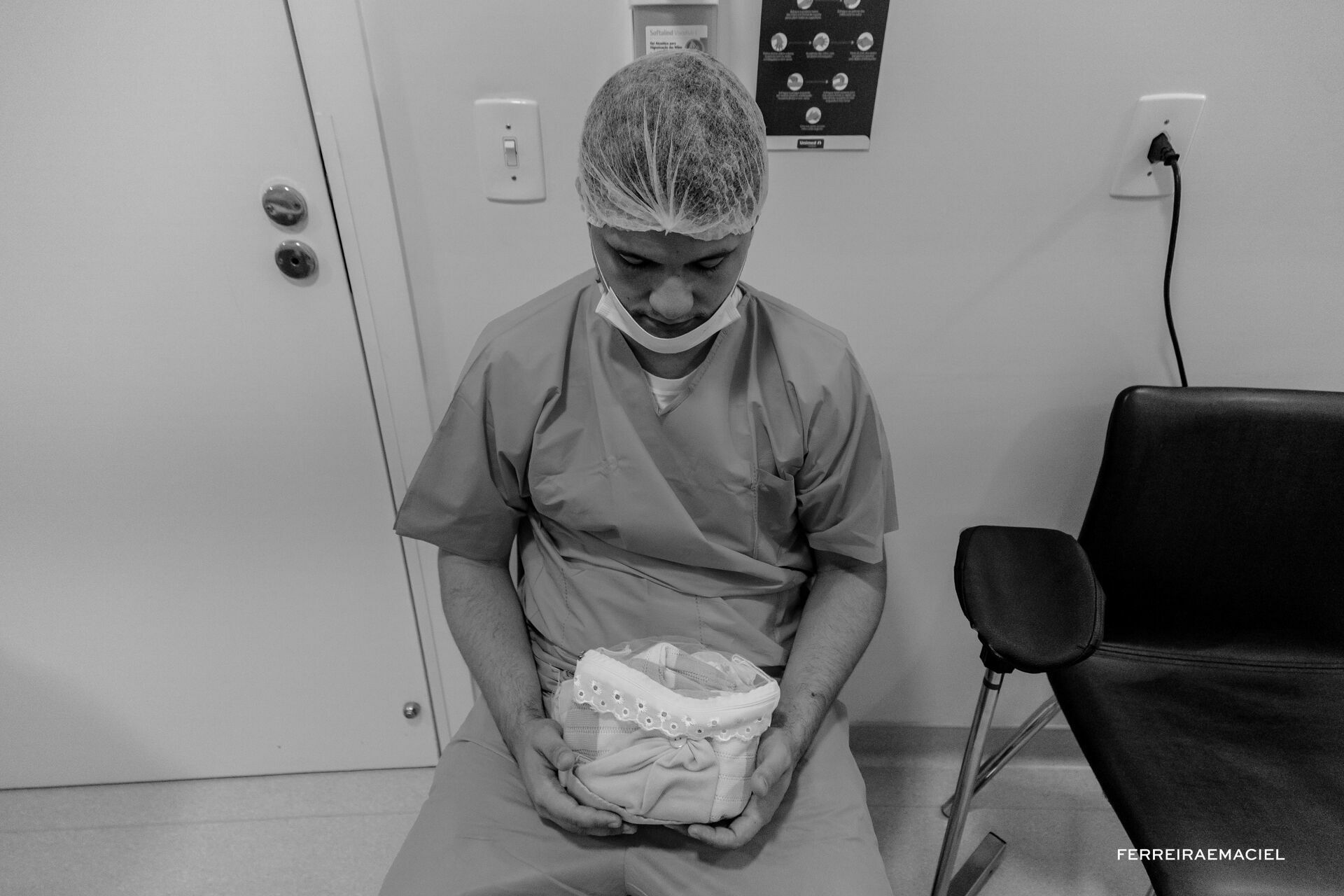 Foto Nascimento – Parto - Cesária-  Mariana Nuemberg – Hospital Unimed – Criciúma - SC - Imagem 2