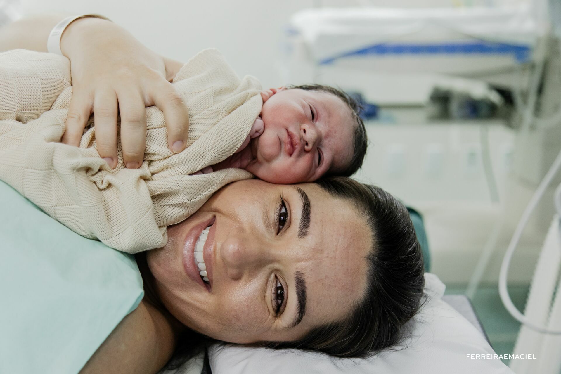 Foto Nascimento – Parto - Cesária-  Mariana Nuemberg – Hospital Unimed – Criciúma - SC - Imagem 29