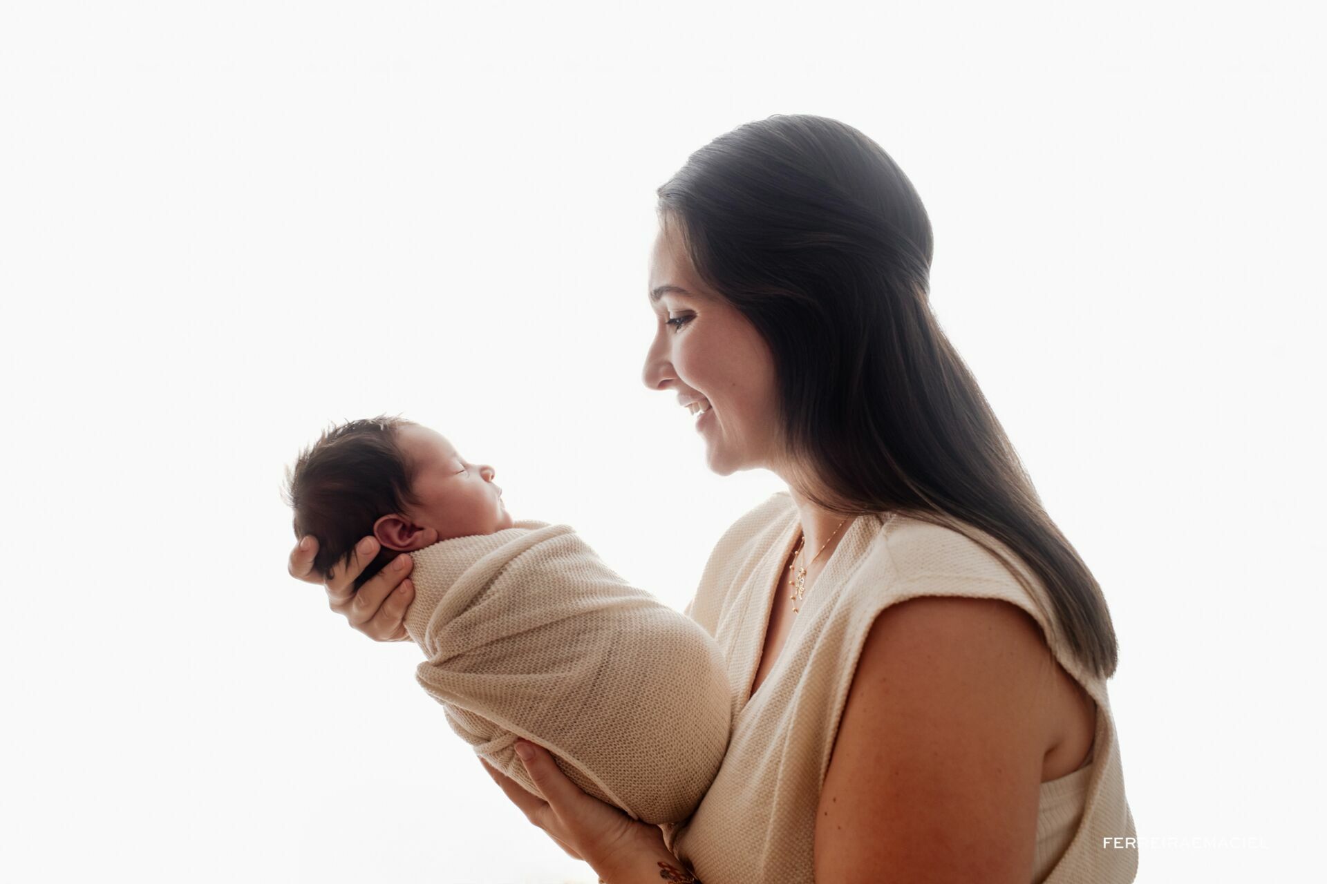 Foto Ensaio Newborn em Estúdio – Otto – Filho de Mariana Nuemberg - Fotografia de Recém-Nascido - Araranguá - Criciúma - Sombrio - Turvo - Ermo – SC Foto Ensaio Newborn em Estúdio – Otto – Filho de Mariana Nuemberg - Fotografia de Recém-Nascido - Araranguá - Criciúma - Sombrio - Turvo - Ermo – SC - Imagem 12