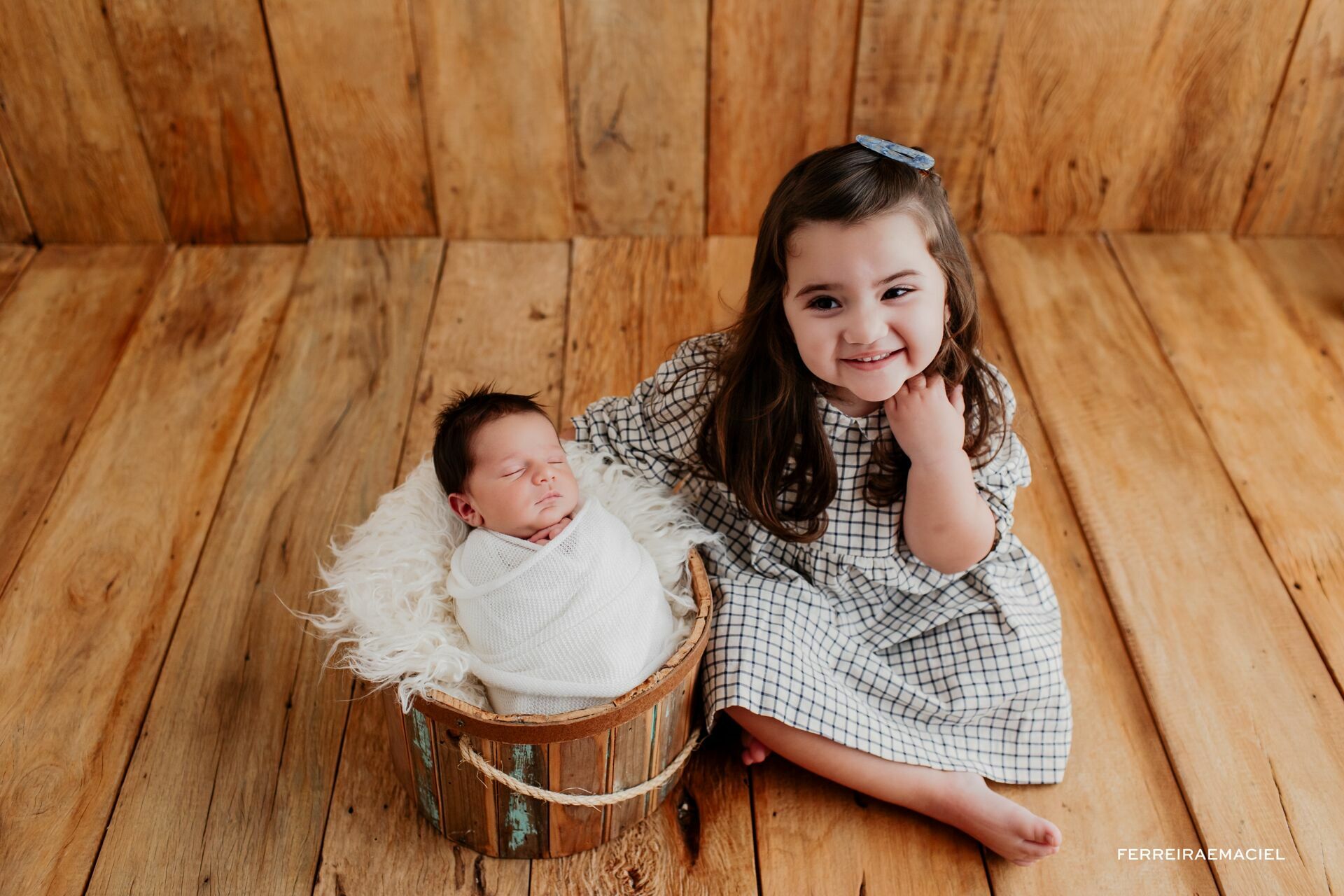 Foto Ensaio Newborn em Estúdio – Otto – Filho de Mariana Nuemberg - Fotografia de Recém-Nascido - Araranguá - Criciúma - Sombrio - Turvo - Ermo – SC Foto Ensaio Newborn em Estúdio – Otto – Filho de Mariana Nuemberg - Fotografia de Recém-Nascido - Araranguá - Criciúma - Sombrio - Turvo - Ermo – SC - Imagem 23
