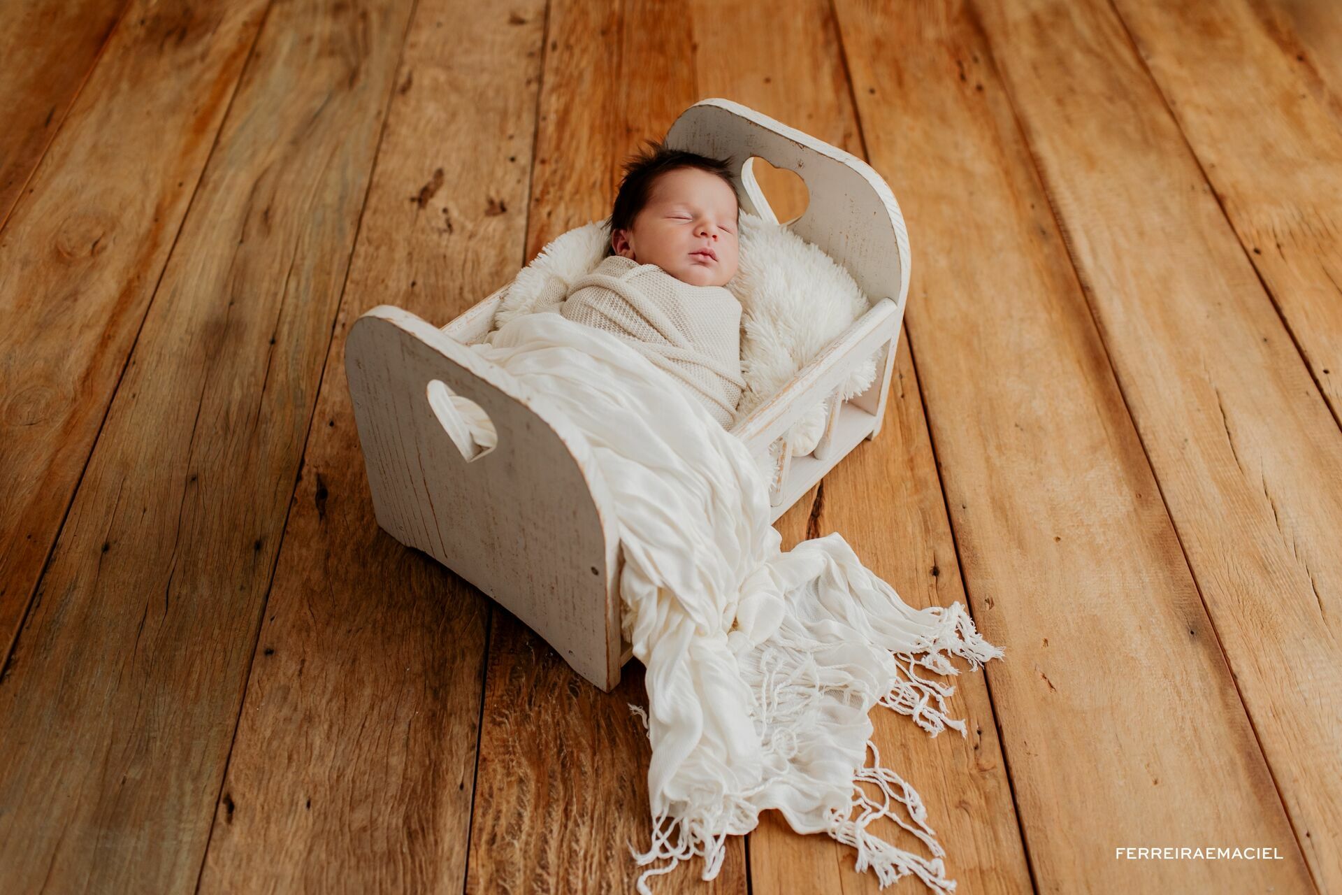 Foto Ensaio Newborn em Estúdio – Otto – Filho de Mariana Nuemberg - Fotografia de Recém-Nascido - Araranguá - Criciúma - Sombrio - Turvo - Ermo – SC Foto Ensaio Newborn em Estúdio – Otto – Filho de Mariana Nuemberg - Fotografia de Recém-Nascido - Araranguá - Criciúma - Sombrio - Turvo - Ermo – SC - Imagem 18