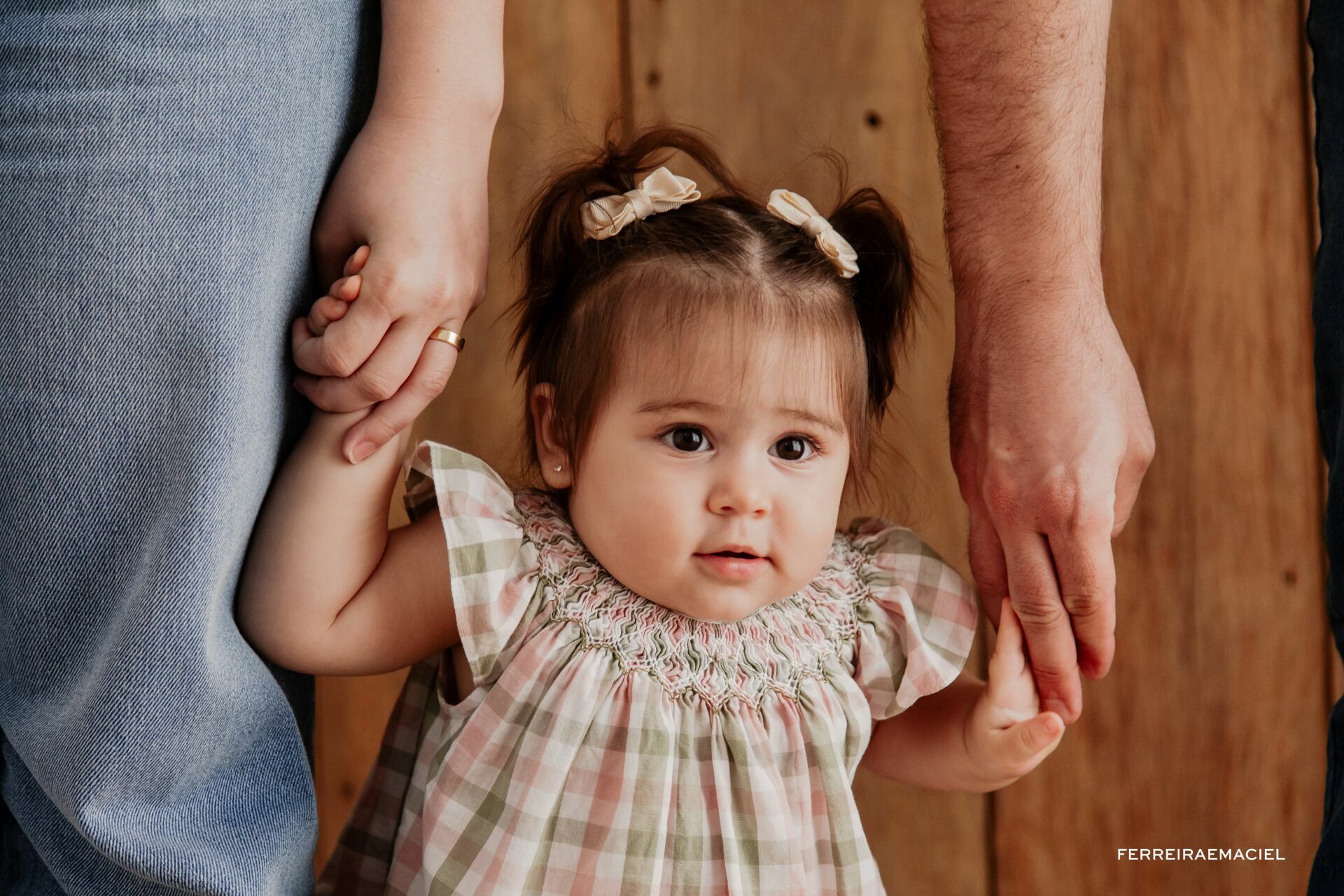 Foto Acompanhamento Infantil – Eva – 10 meses – Filha de Giulia e Hiago – Ensaio em Estúdio – Araranguá SC - Imagem 25