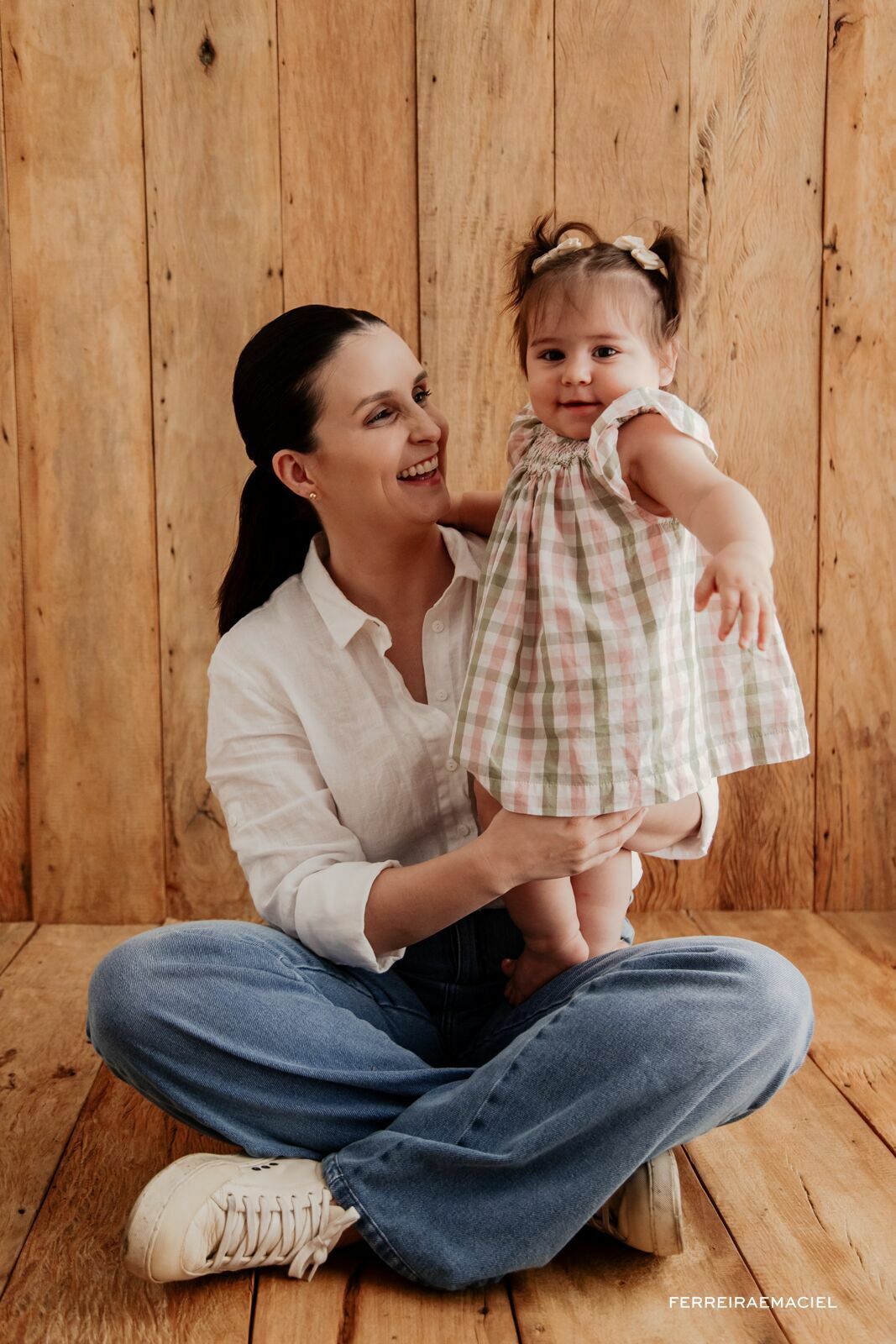 Foto Acompanhamento Infantil – Eva – 10 meses – Filha de Giulia e Hiago – Ensaio em Estúdio – Araranguá SC - Imagem 10