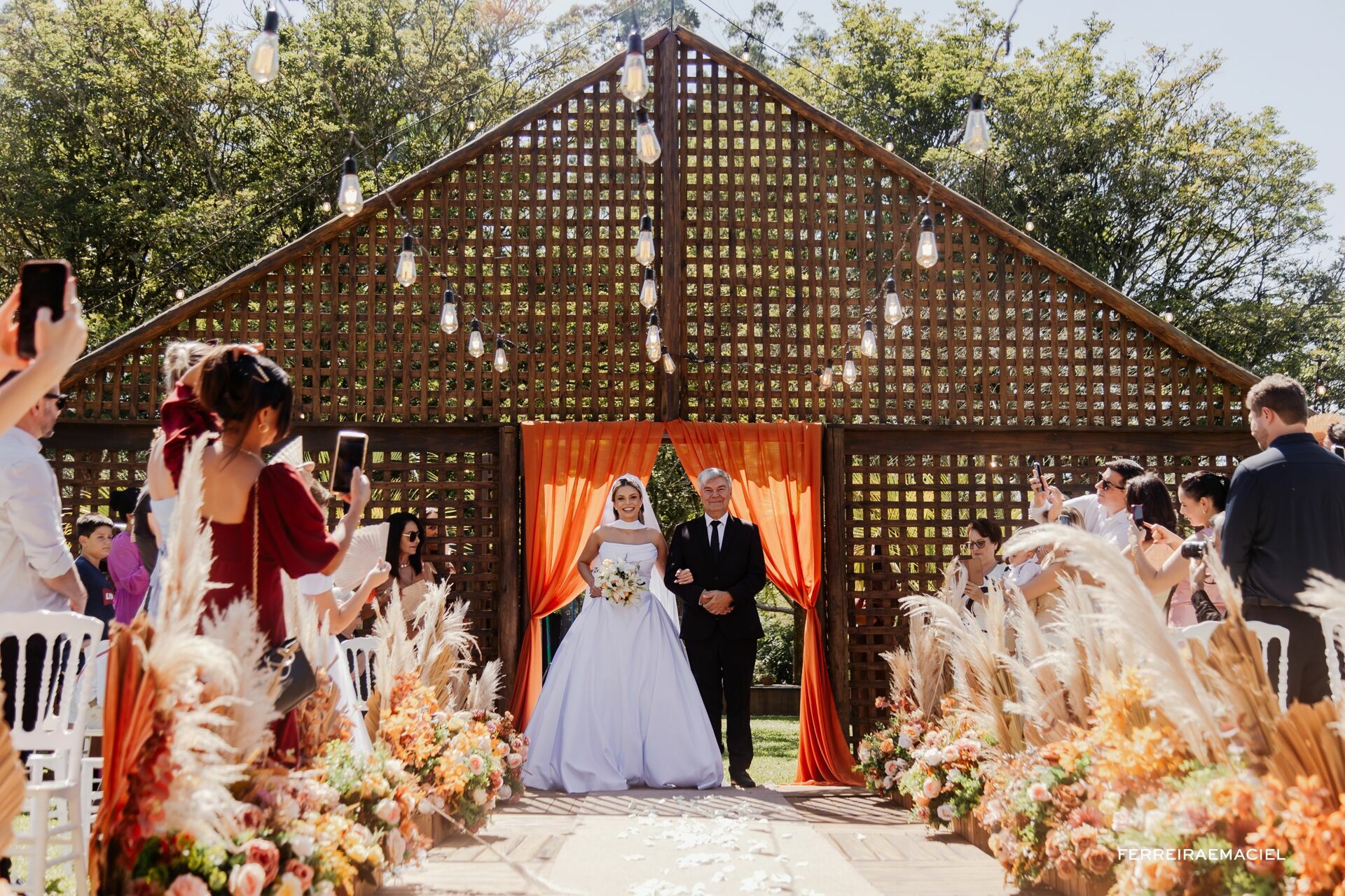 Foto Fotografia de Casamento – Stéfani e Caio – Sítio Girabas – Ermo – SC – Fotógrafo de Casamento em Araranguá e Região - Imagem 69