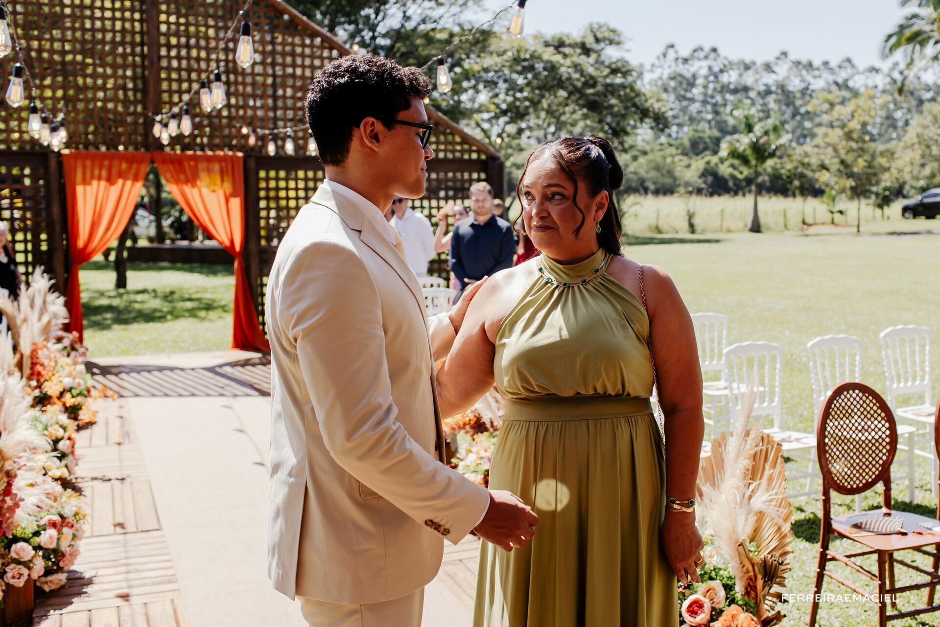 Foto Fotografia de Casamento – Stéfani e Caio – Sítio Girabas – Ermo – SC – Fotógrafo de Casamento em Araranguá e Região - Imagem 58