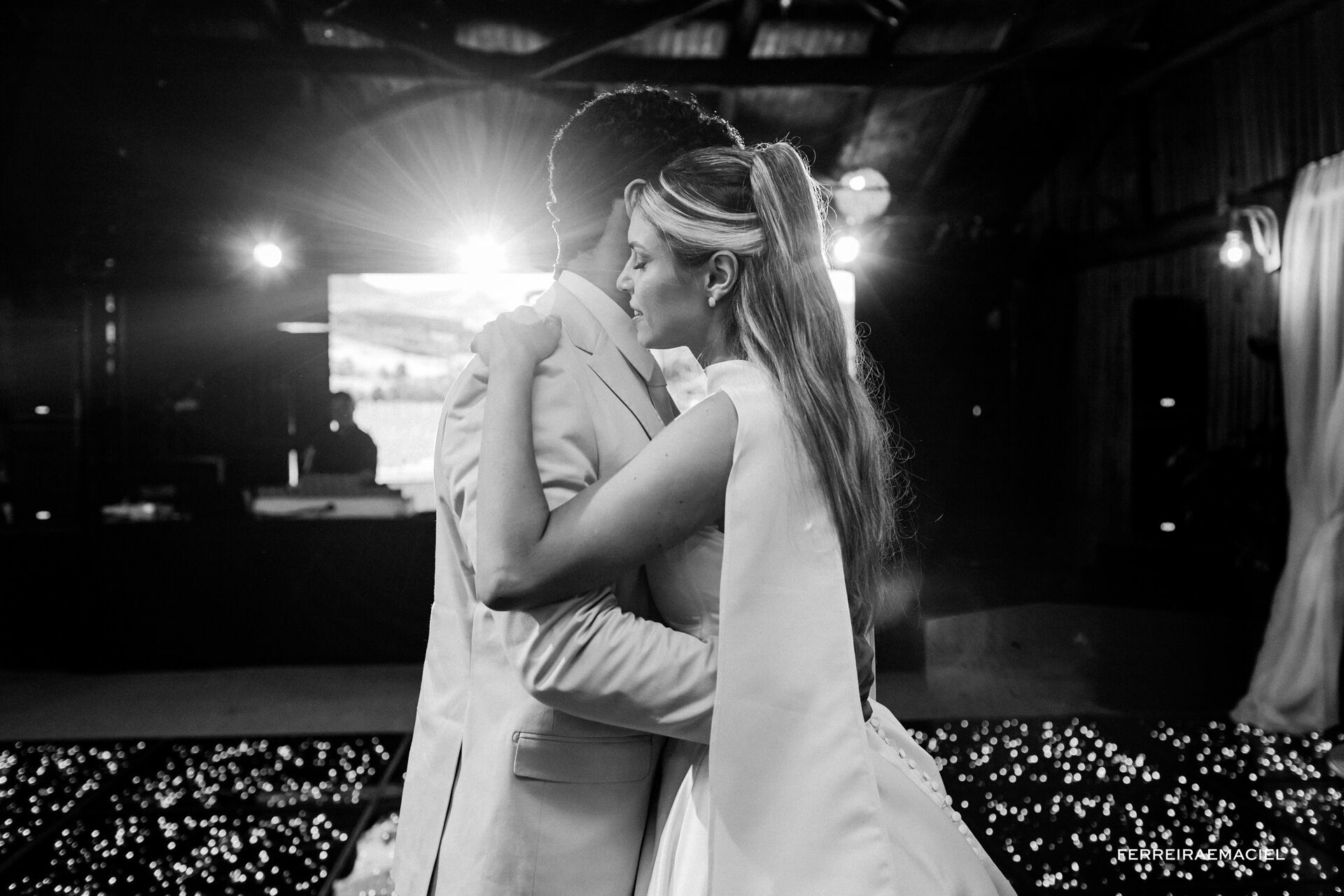 Foto Fotografia de Casamento – Stéfani e Caio – Sítio Girabas – Ermo – SC – Fotógrafo de Casamento em Araranguá e Região - Imagem 141