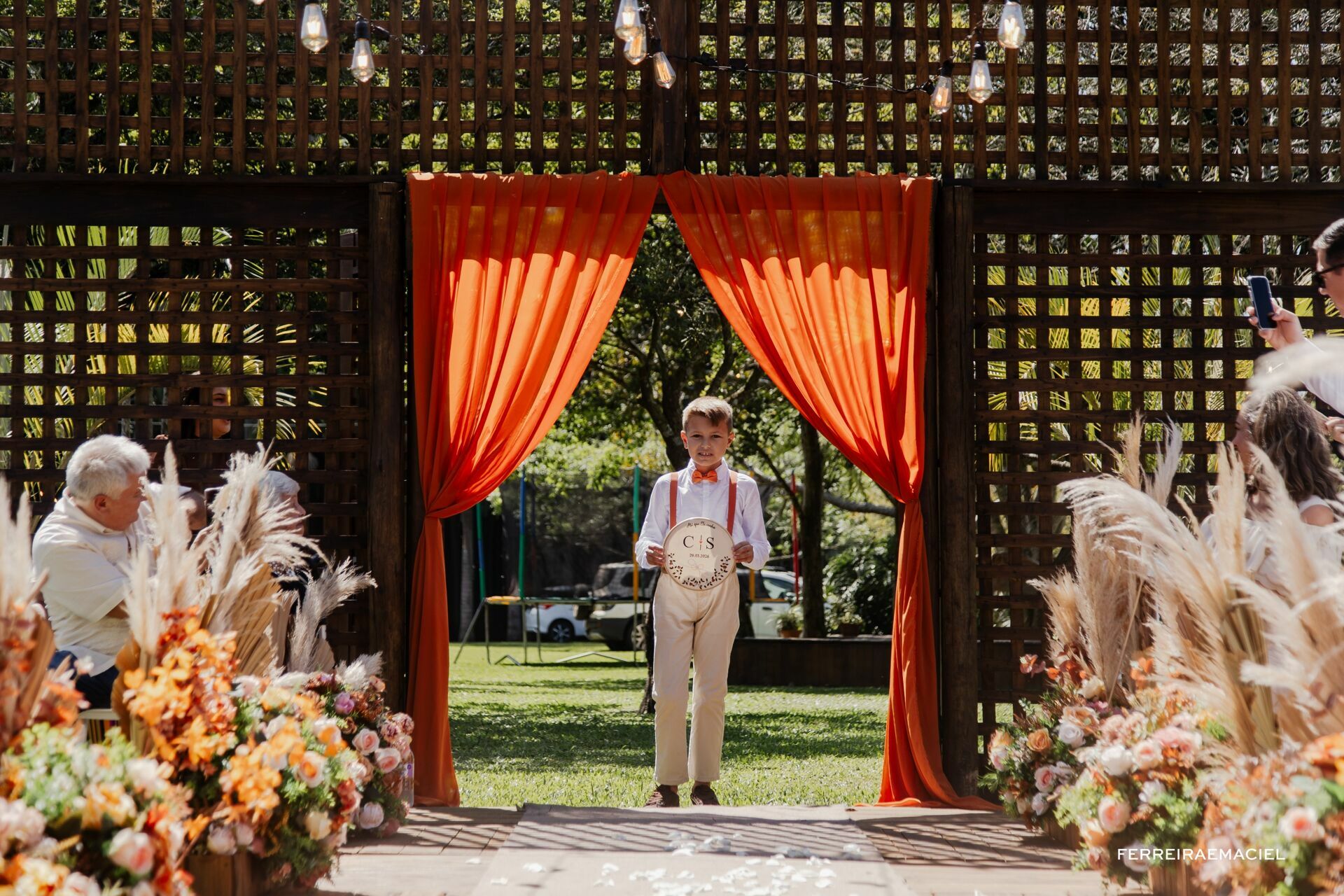 Foto Fotografia de Casamento – Stéfani e Caio – Sítio Girabas – Ermo – SC – Fotógrafo de Casamento em Araranguá e Região - Imagem 82