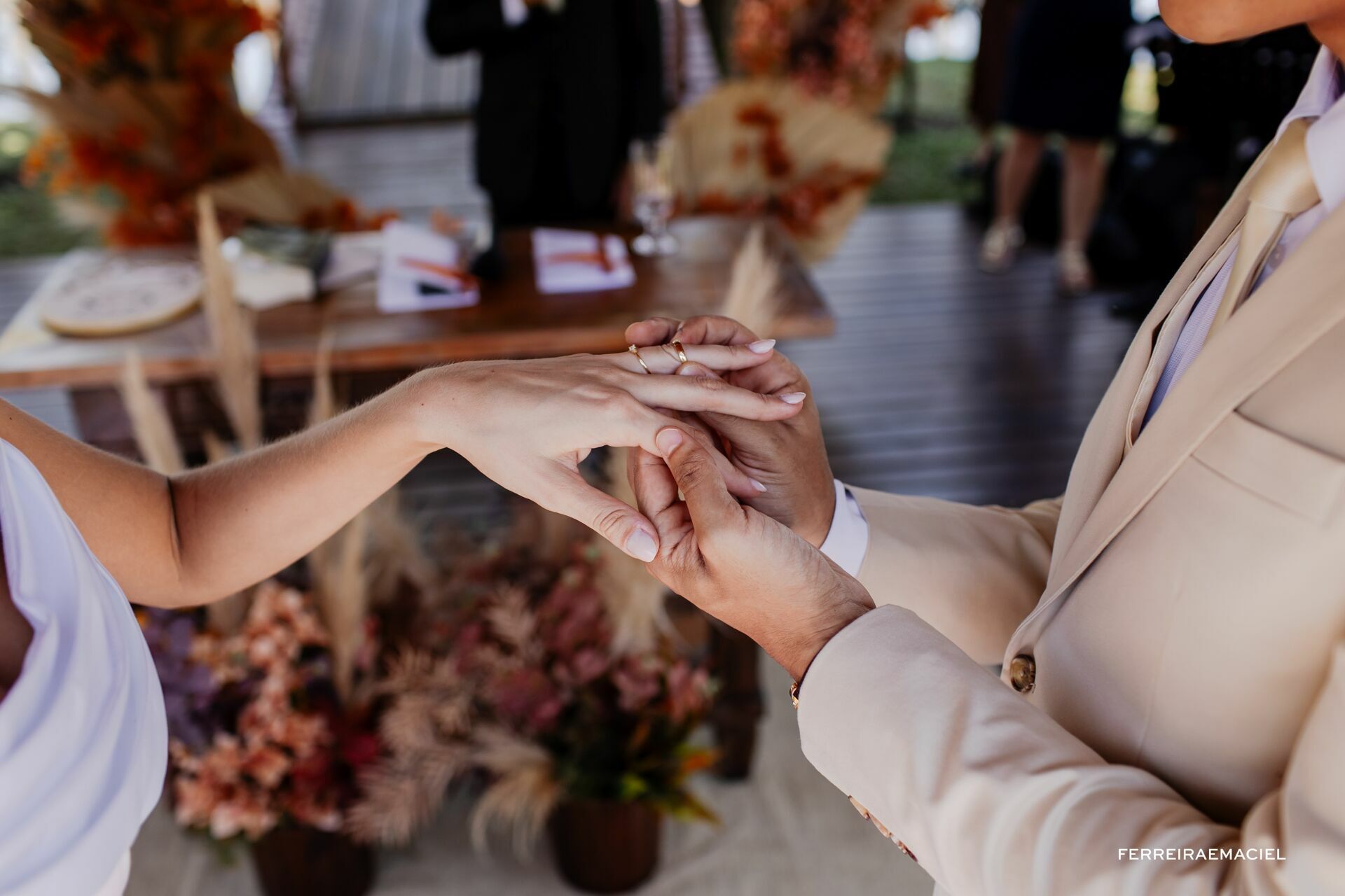 Foto Fotografia de Casamento – Stéfani e Caio – Sítio Girabas – Ermo – SC – Fotógrafo de Casamento em Araranguá e Região - Imagem 91